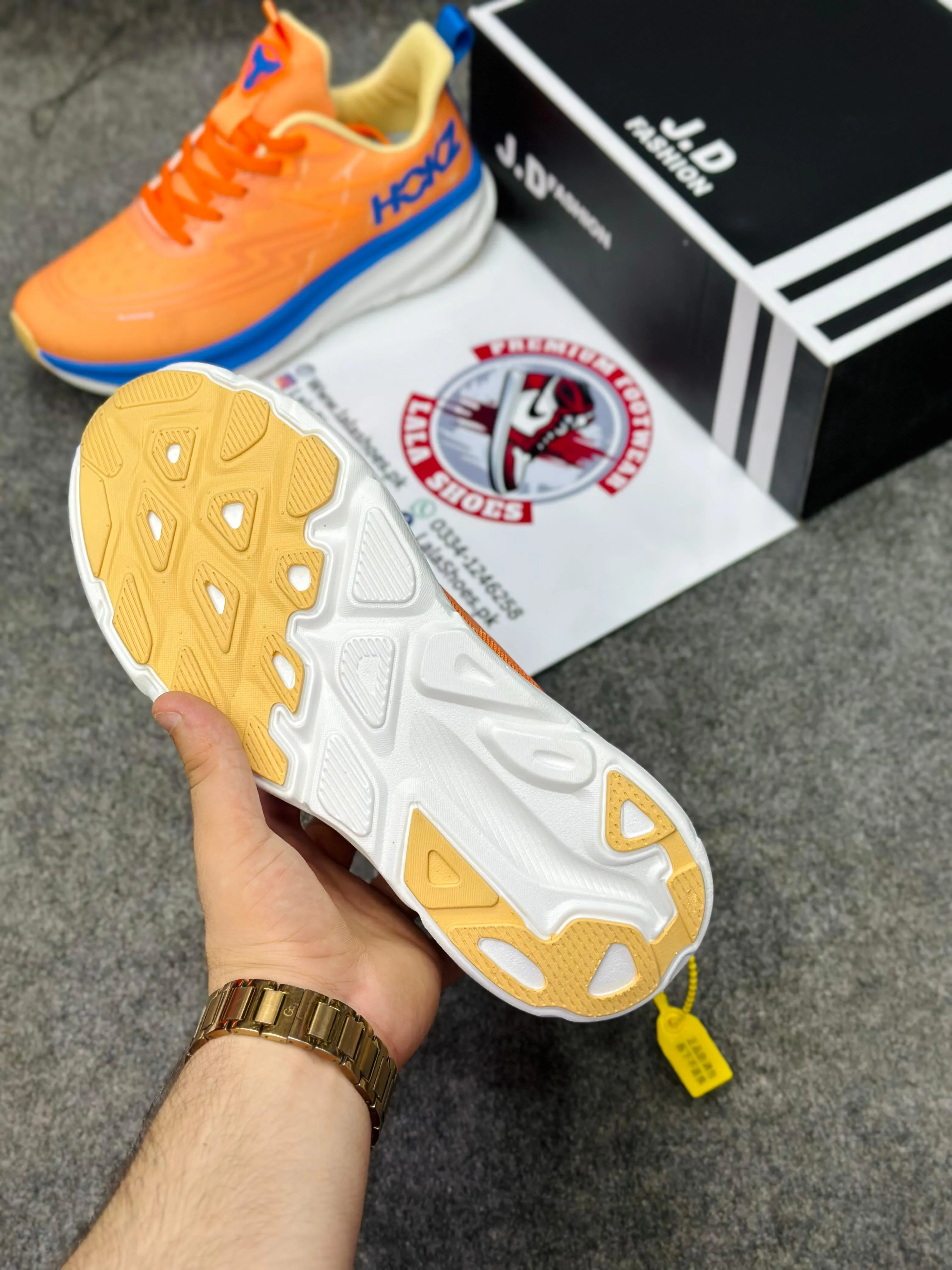 Marion Il Hoka One One Mens Trainers - 2001