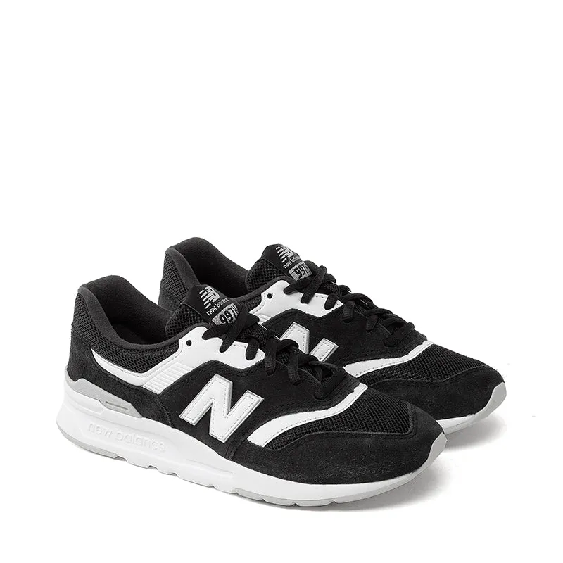 997 W Dirty Laundry Sneakers