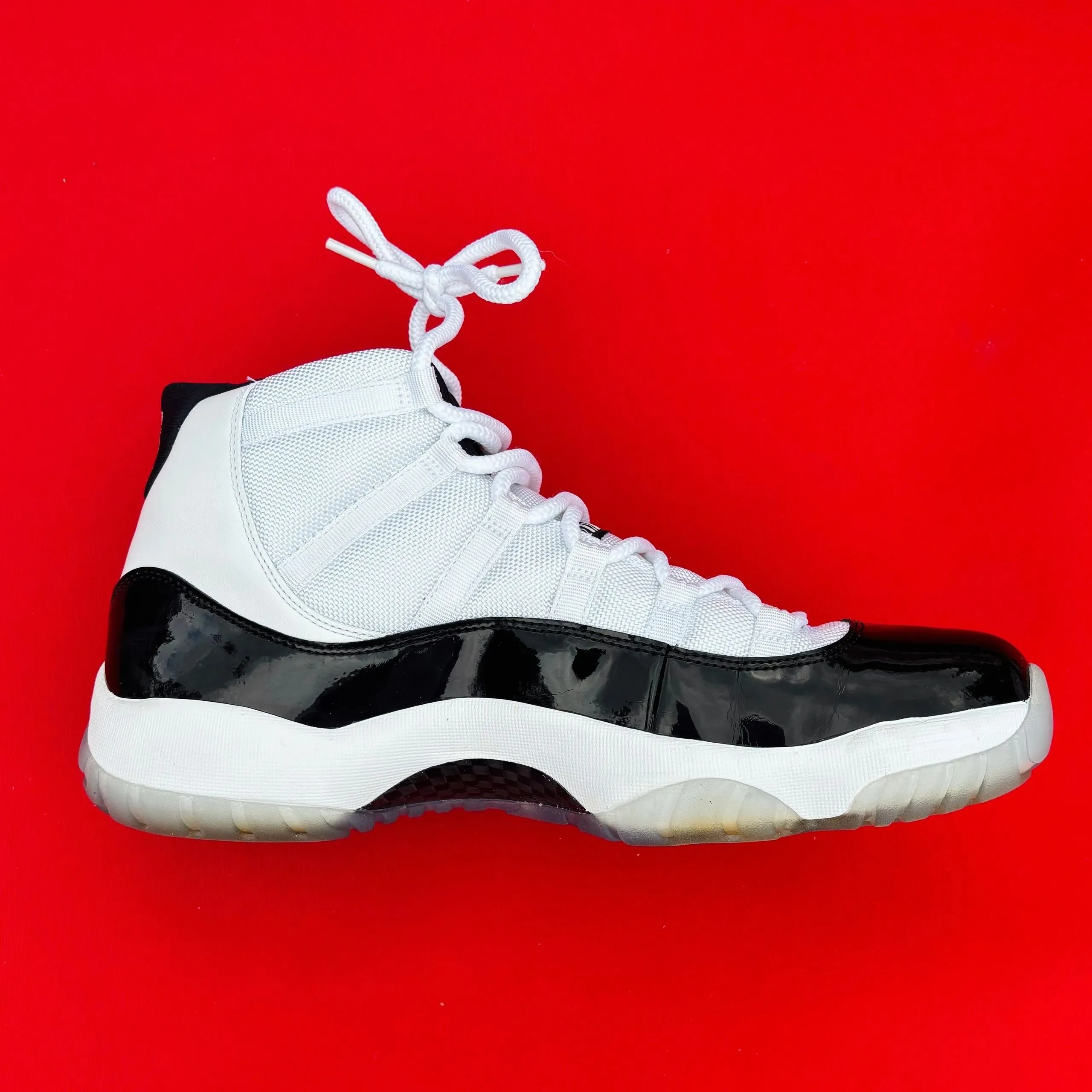 Gazelle Sneakers Nike Air Jordan 11 XI Concord NEW Size 13