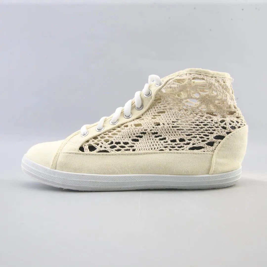 Oxford Shoes And Chinos AMERICAN BRAND .