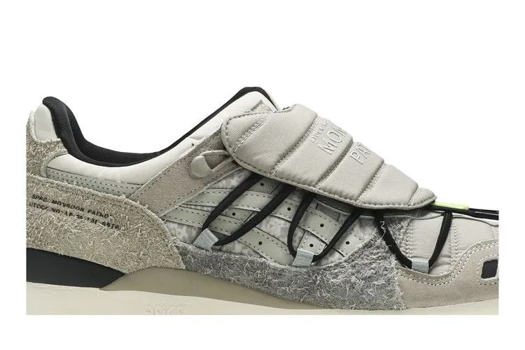 ASICS Gel-Lyte III Limited Edt SBTG Monsoon Patrol 2 Lichen Green Asics Nimbus Comparable Shoes