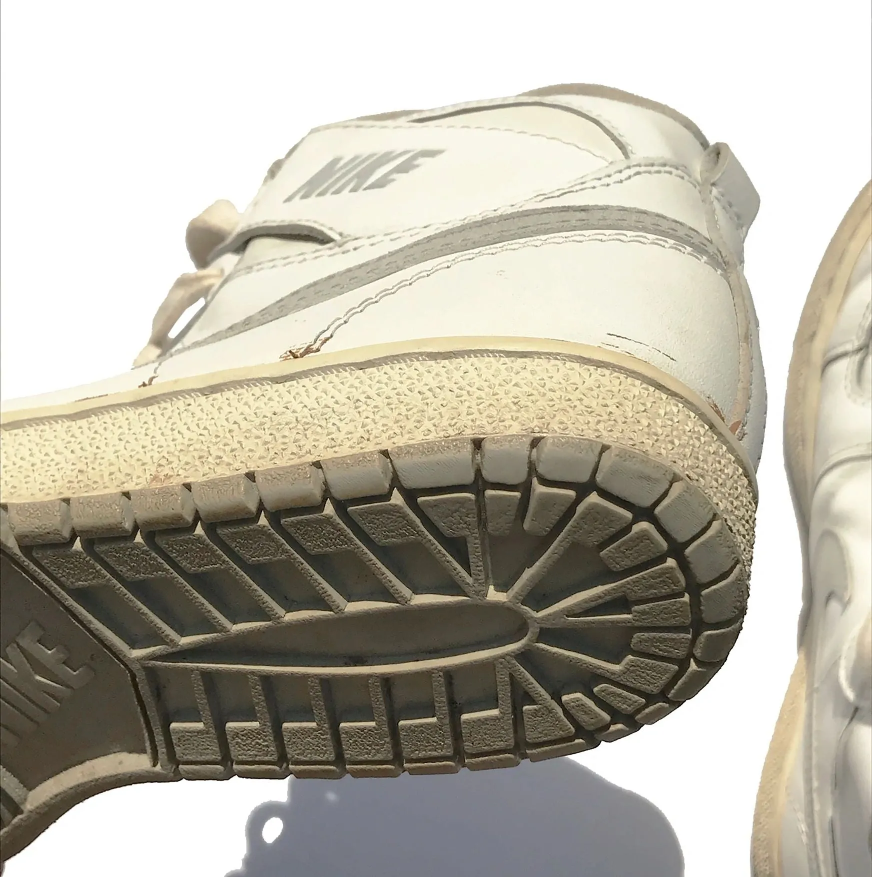 Sneakers Lifestyle Nike Team Convention 1985 OG Natural Gray Size 10