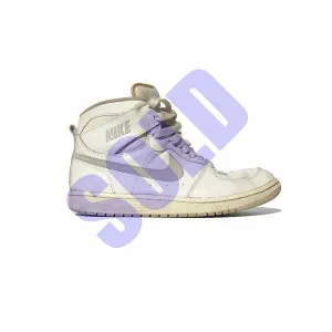 Nike Team Convention 1985 OG Natural Gray Size 10 Sneakers Dansko