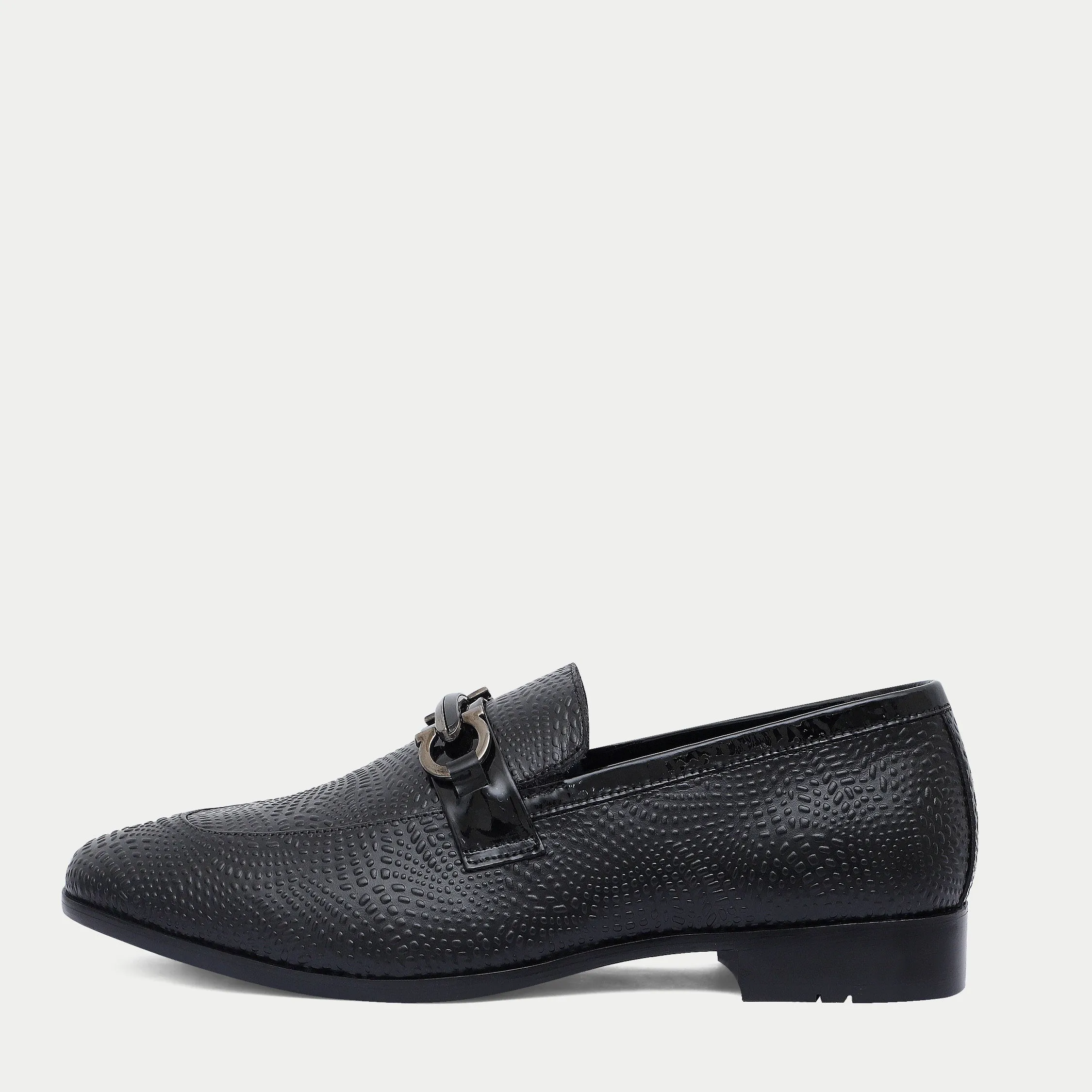 MM2105-BLACK Shoes Slip On Casual