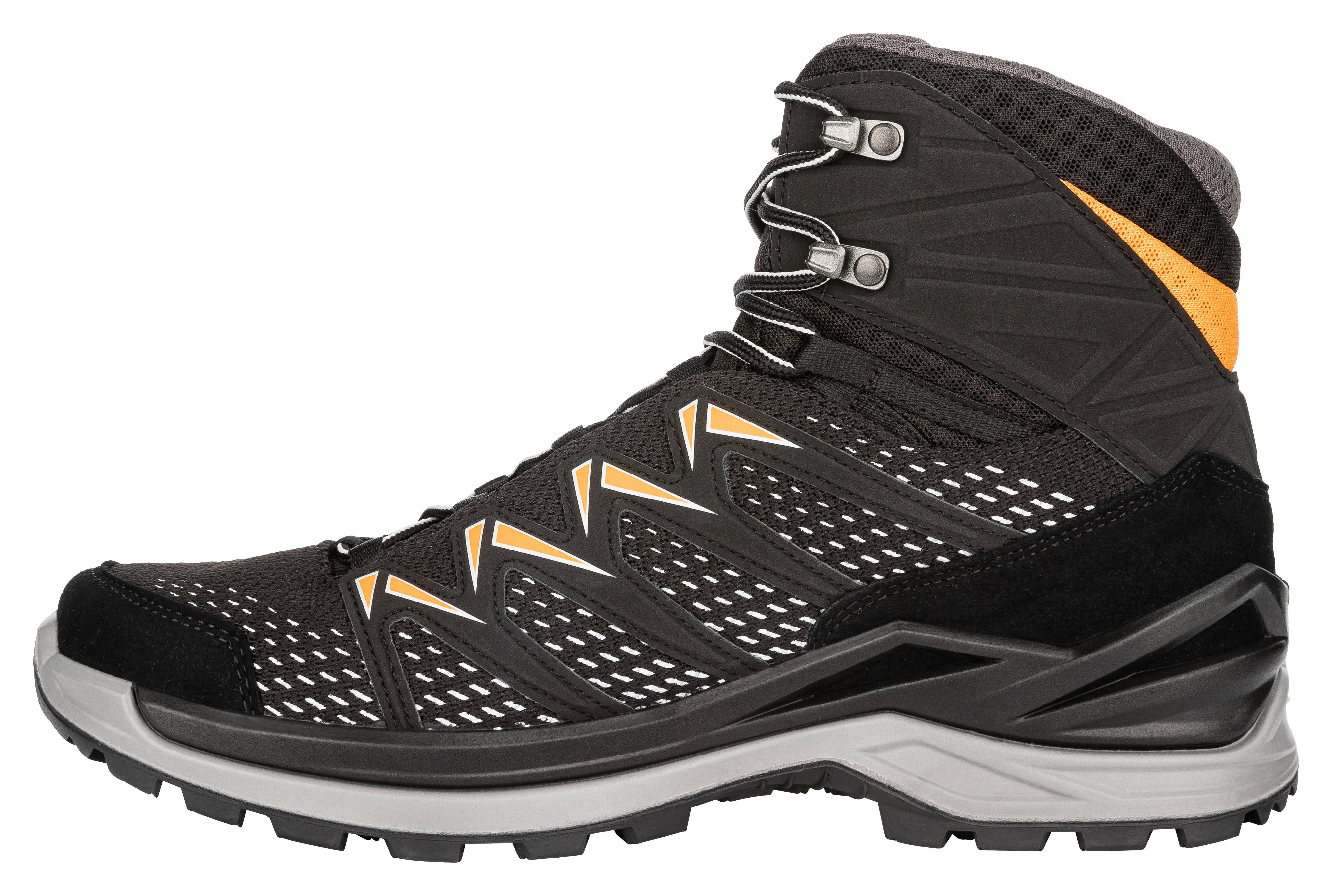 Lowa Men Black INNOX PRO GTX MID Flexible Hiking Boots