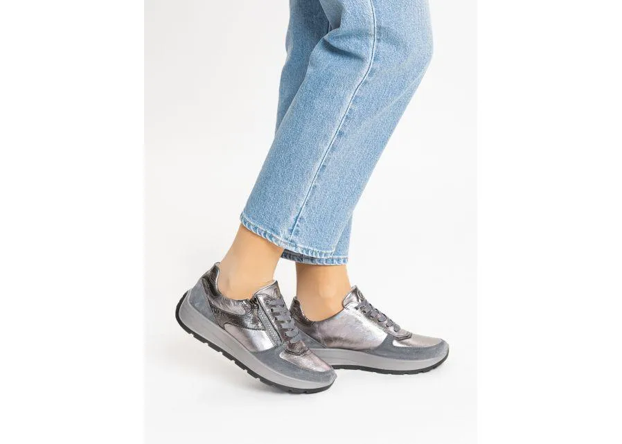 Ara 25112 Casual Shoes To Wear With Khaki Shorts