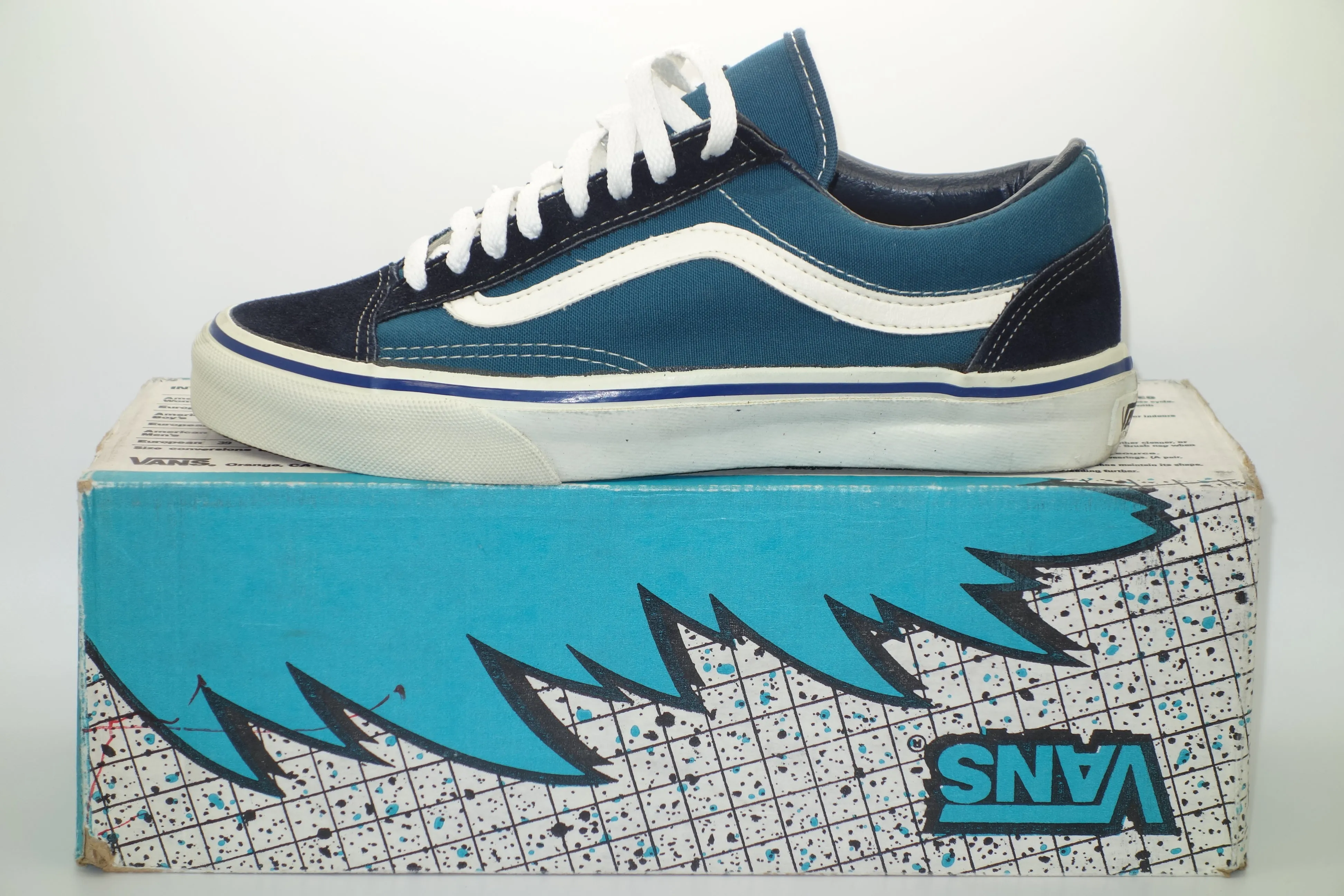 vintage van's style #36 ~ US8 Most Popular Skate Shoe Brands
