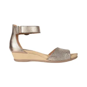 Affordable Sandals Resort Earth Womens Hera  Printed Leather Wedge Sandals Champagne
