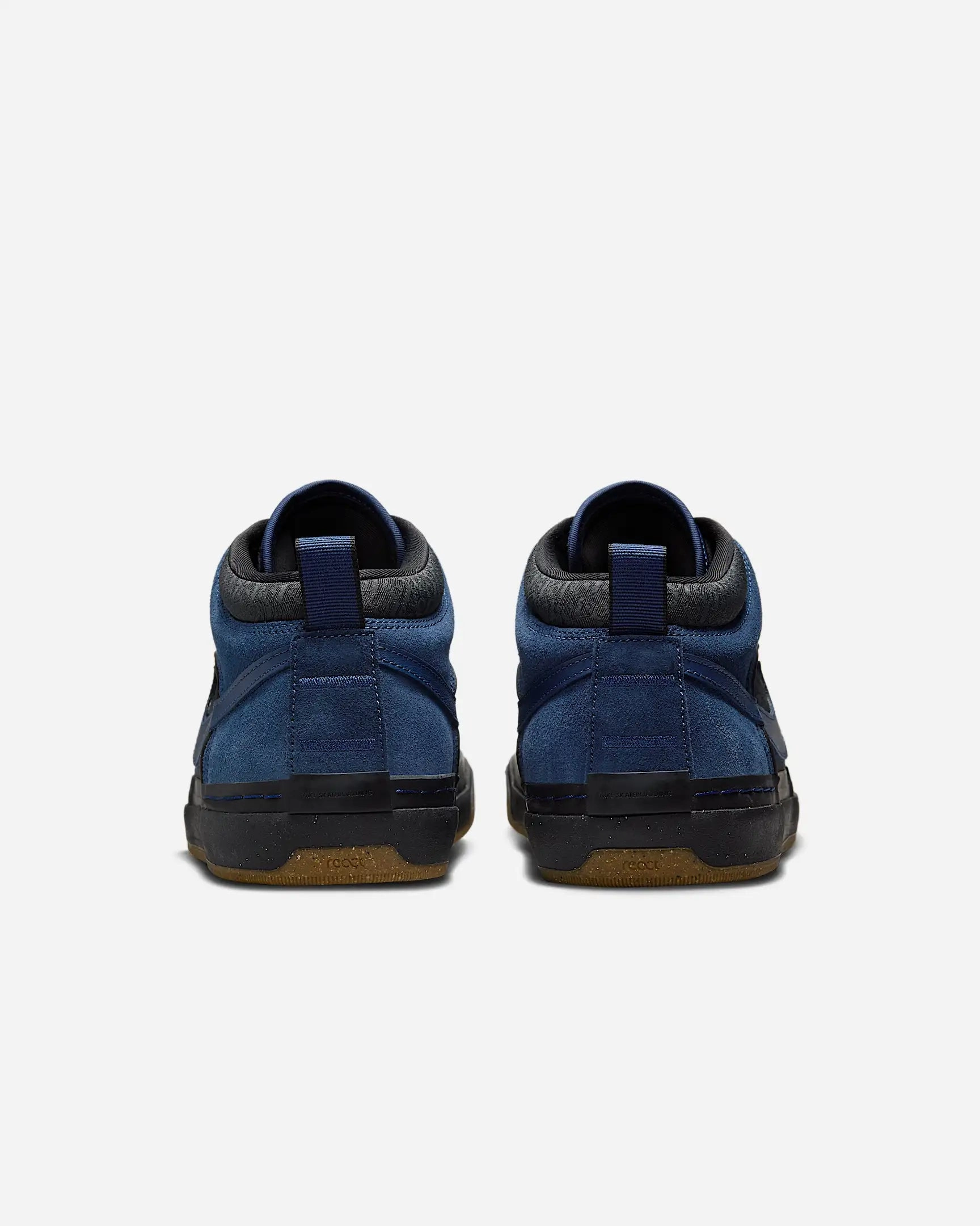 Nike Reina Easyon Shoes Nike SB React Leo: Navy