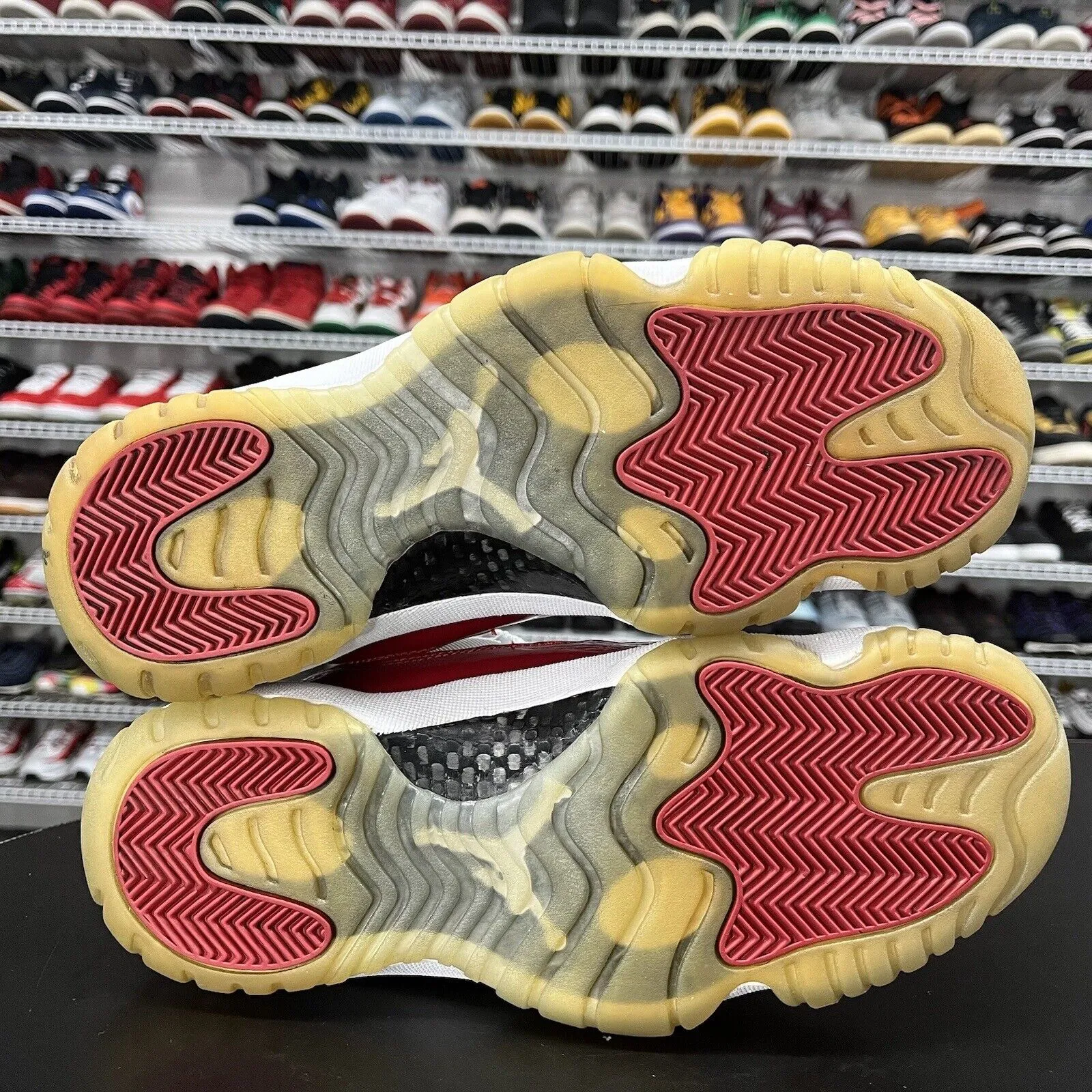 Nike Air Jordan 11 Retro Low Cherry 2016 528895-102 Men's Size 10 Go Walk Skechers Sneakers