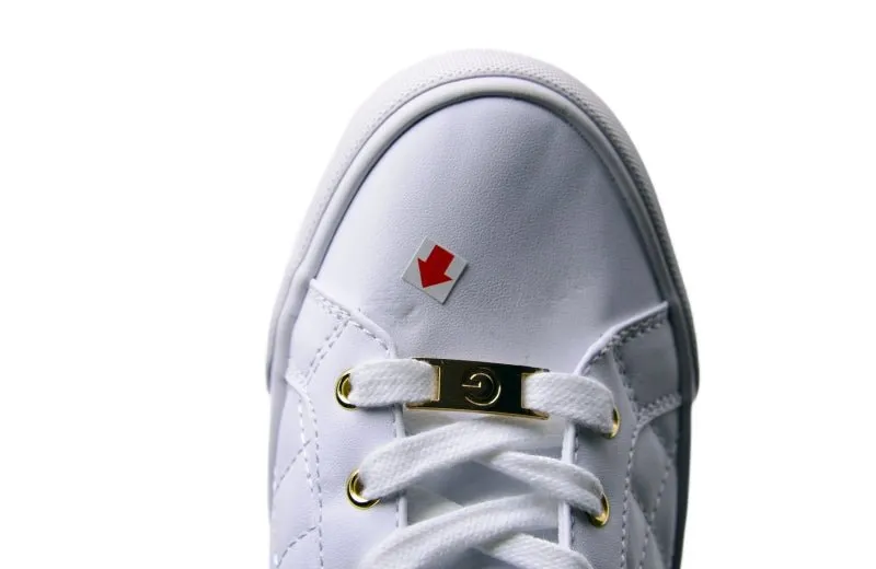 GUESS WOMEN SHOES Size 38.5 ROW56 Vitamin Oxford Ms