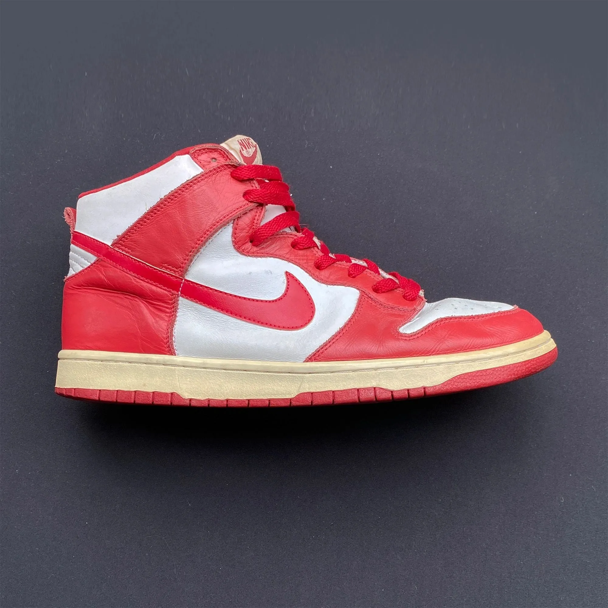 Sneakers Target Nike Dunk High St Johns 1998 Varsity Red BTTYS Size 13