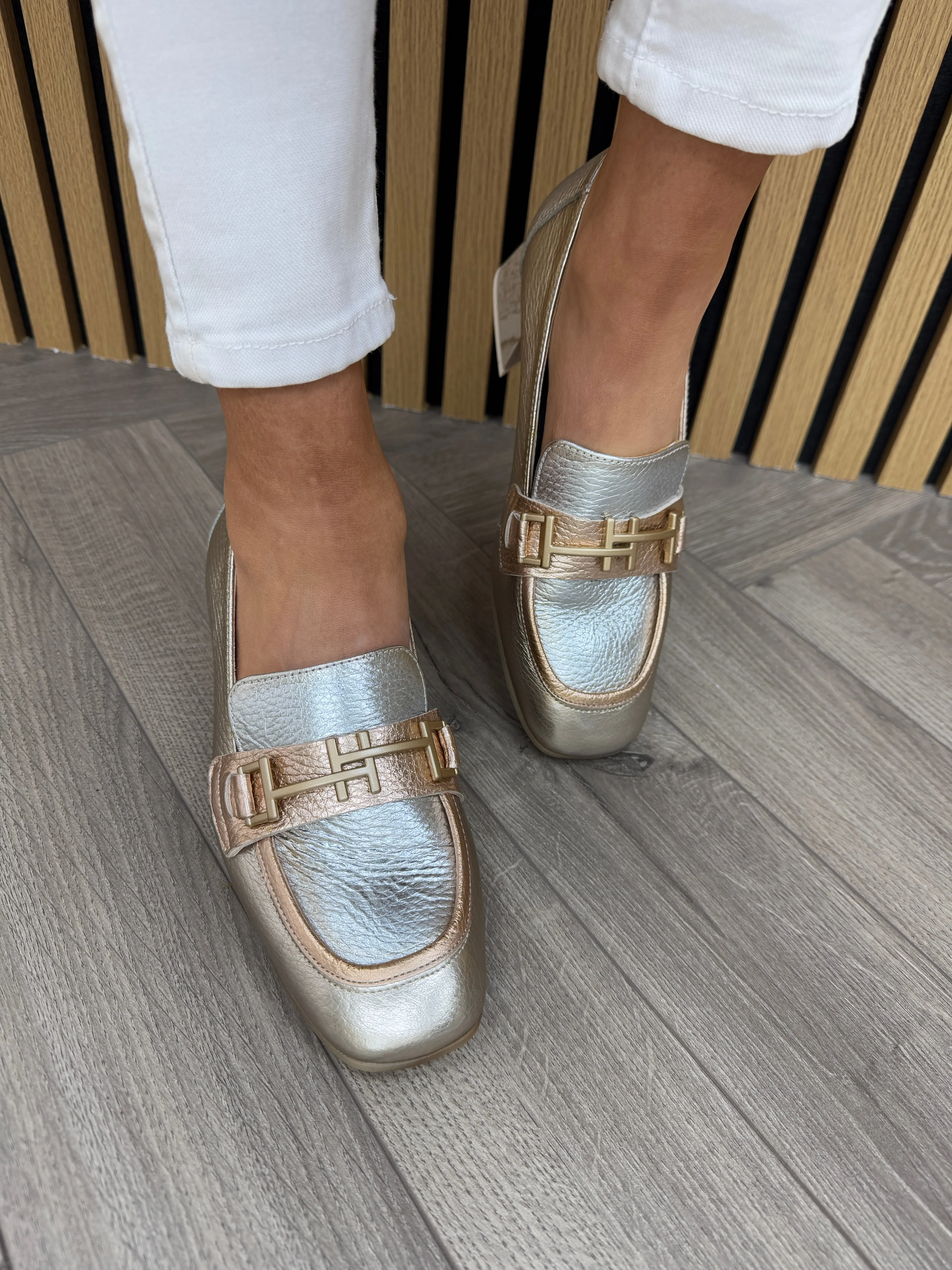 Hispanitas (SS25) Metallic Heeled Loafer CHV254082 - Cava/Silver (H1) Tony Bianco Loafers