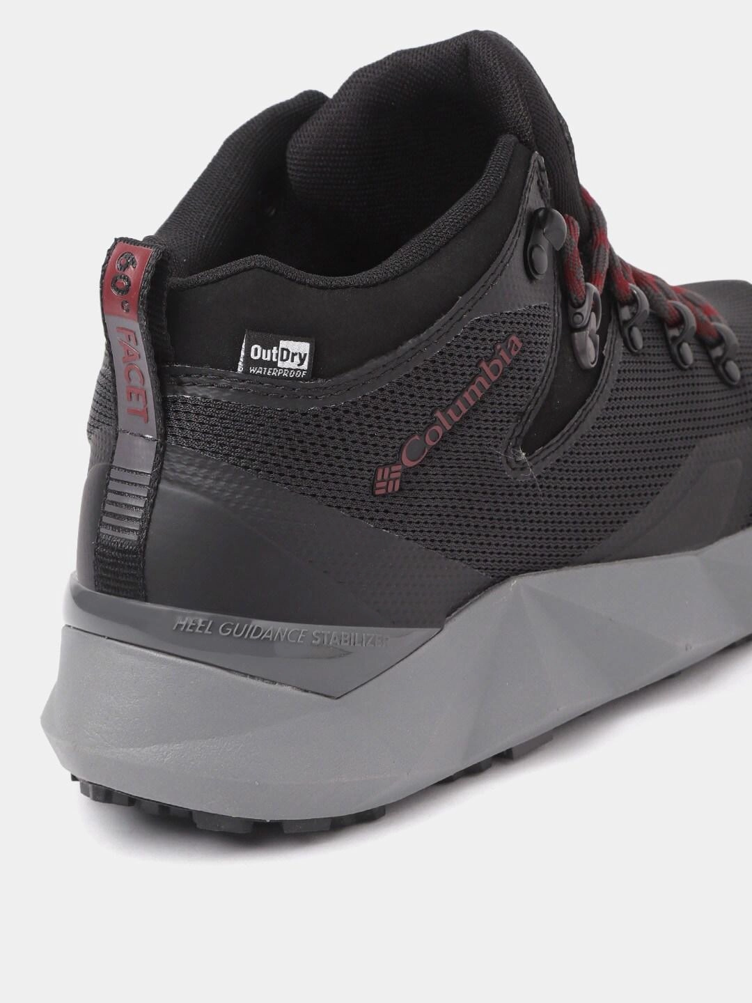 Pilot Hiking Shoes Columbia Men Black FACET 60 OUTDRY