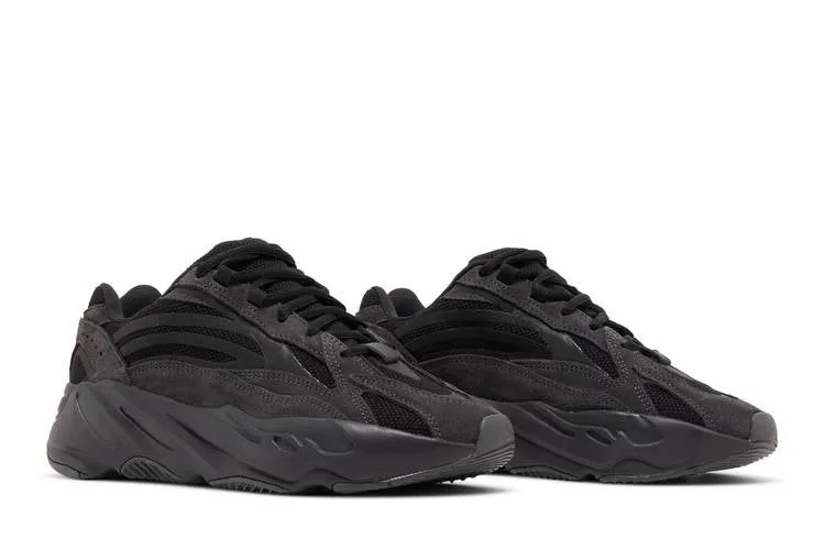 Running Shoes Too Big adidas Yeezy Boost 700 V2 Vanta