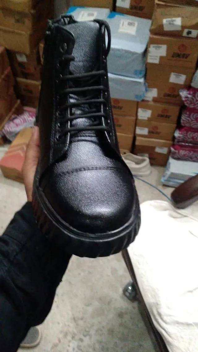 Casual Shoes Not Sneakers Men's Korean Style High Top Casual Shoes For Men (Black)