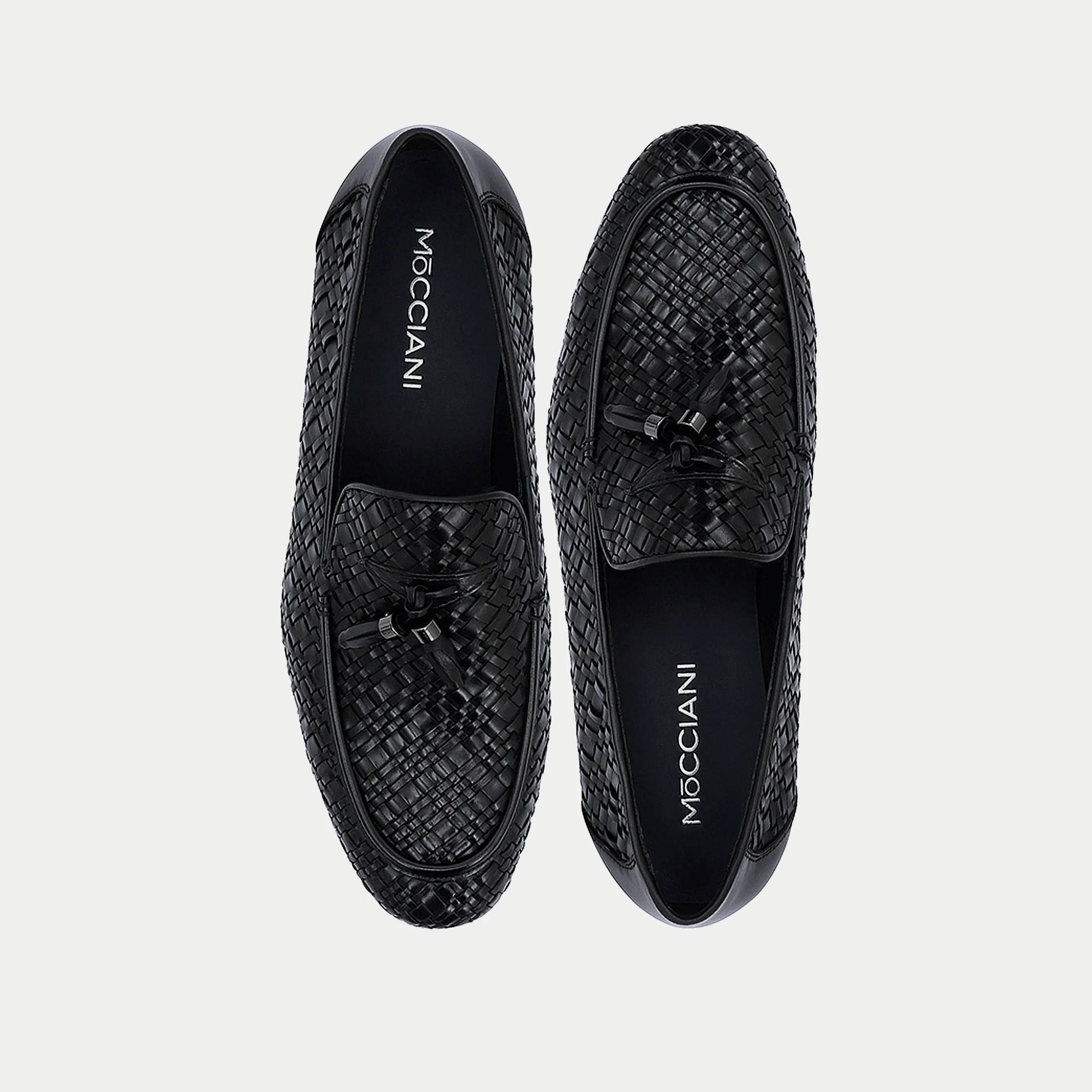 MM1968-BLACK Badminton Shoes In India