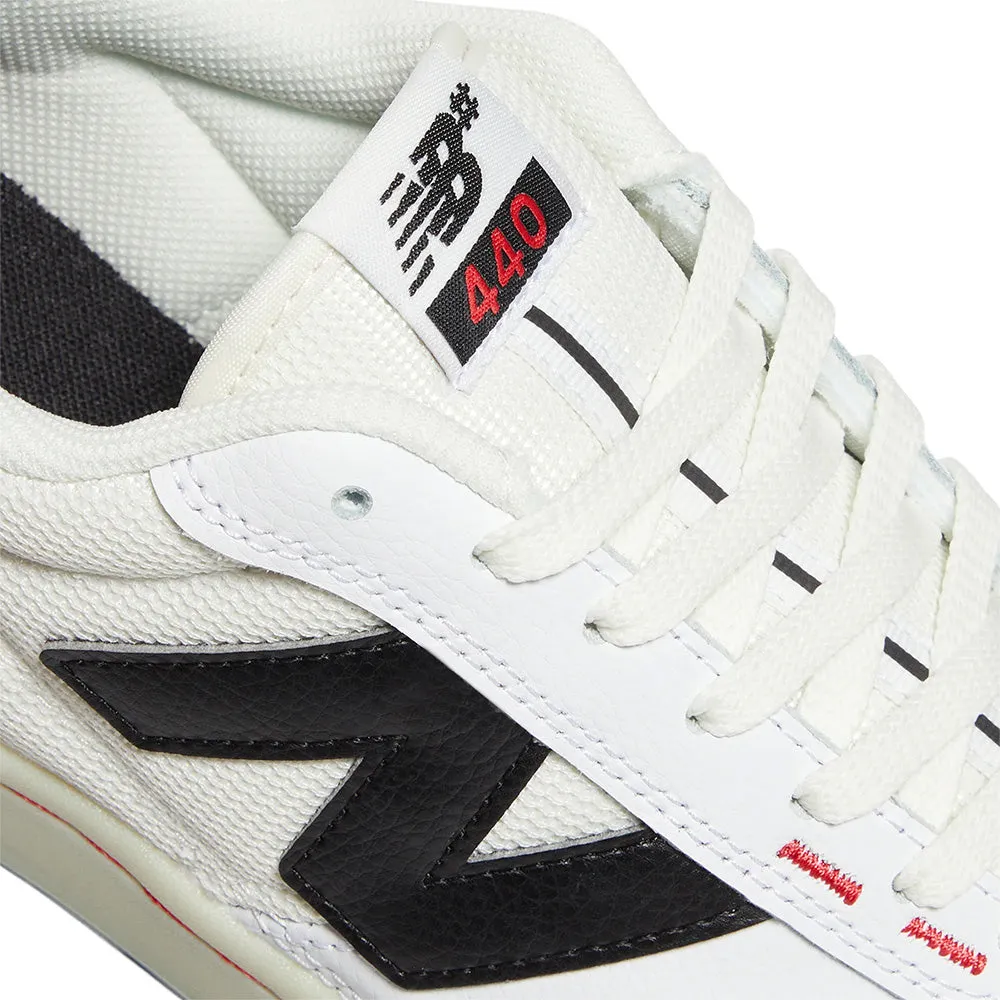 NB NUMERIC 440 V2 WHITE / BLACK Replica Skate