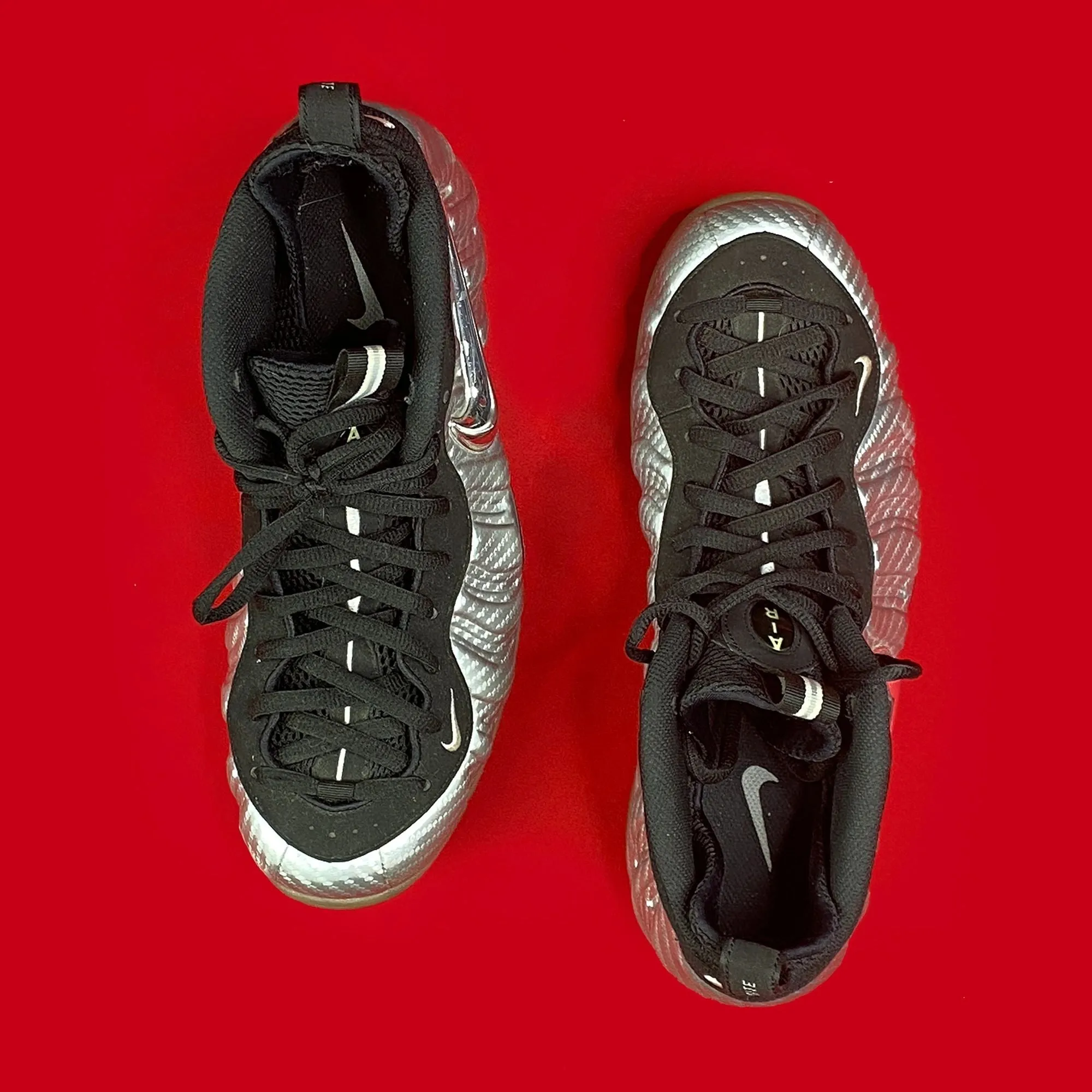 Nike Air Foamposite Pro Silver Surfer Chrome 2016 Size 11 Cloud Waterproof Sneakers