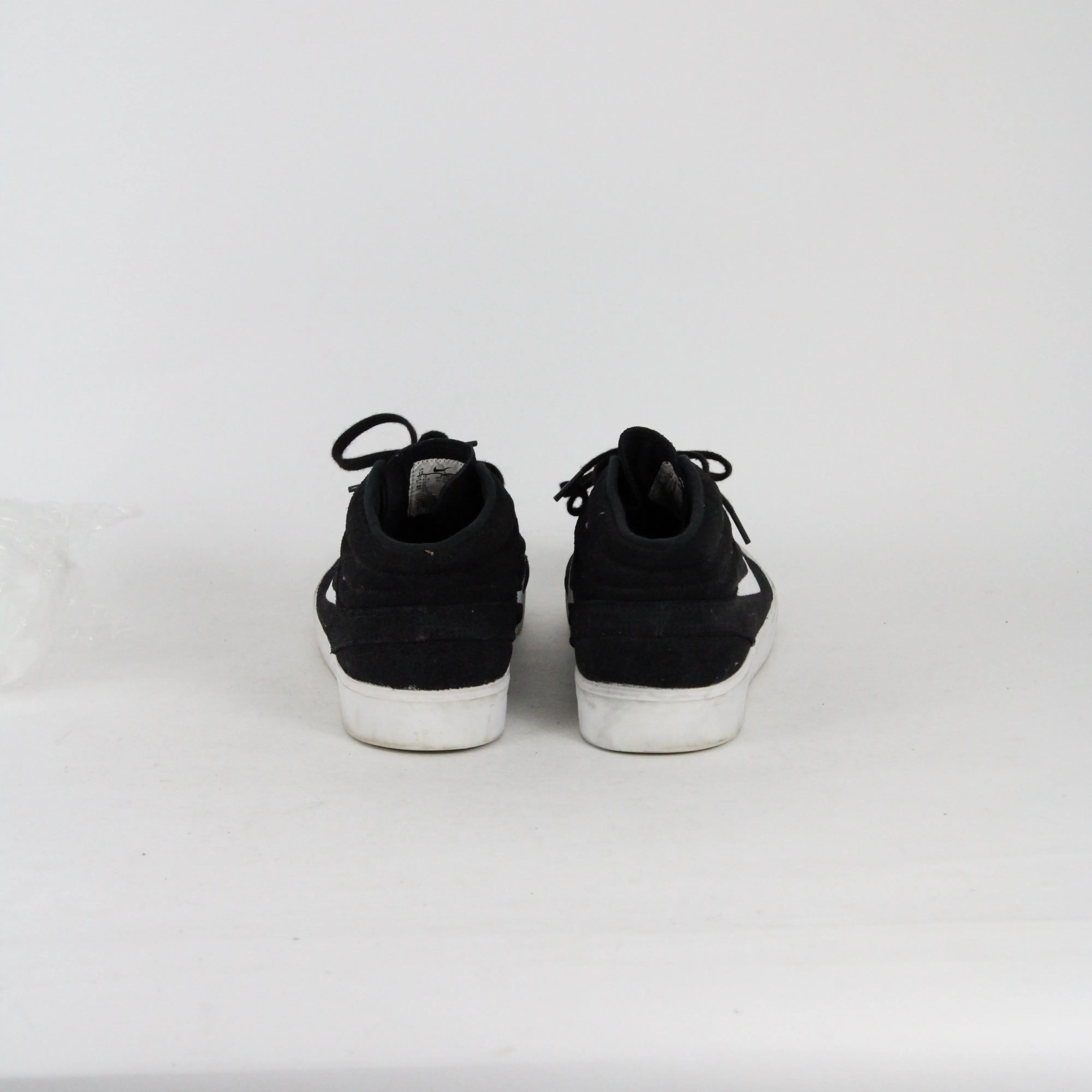 Nike Black Suede Mid Top Sneakers Cheap High Top Skate