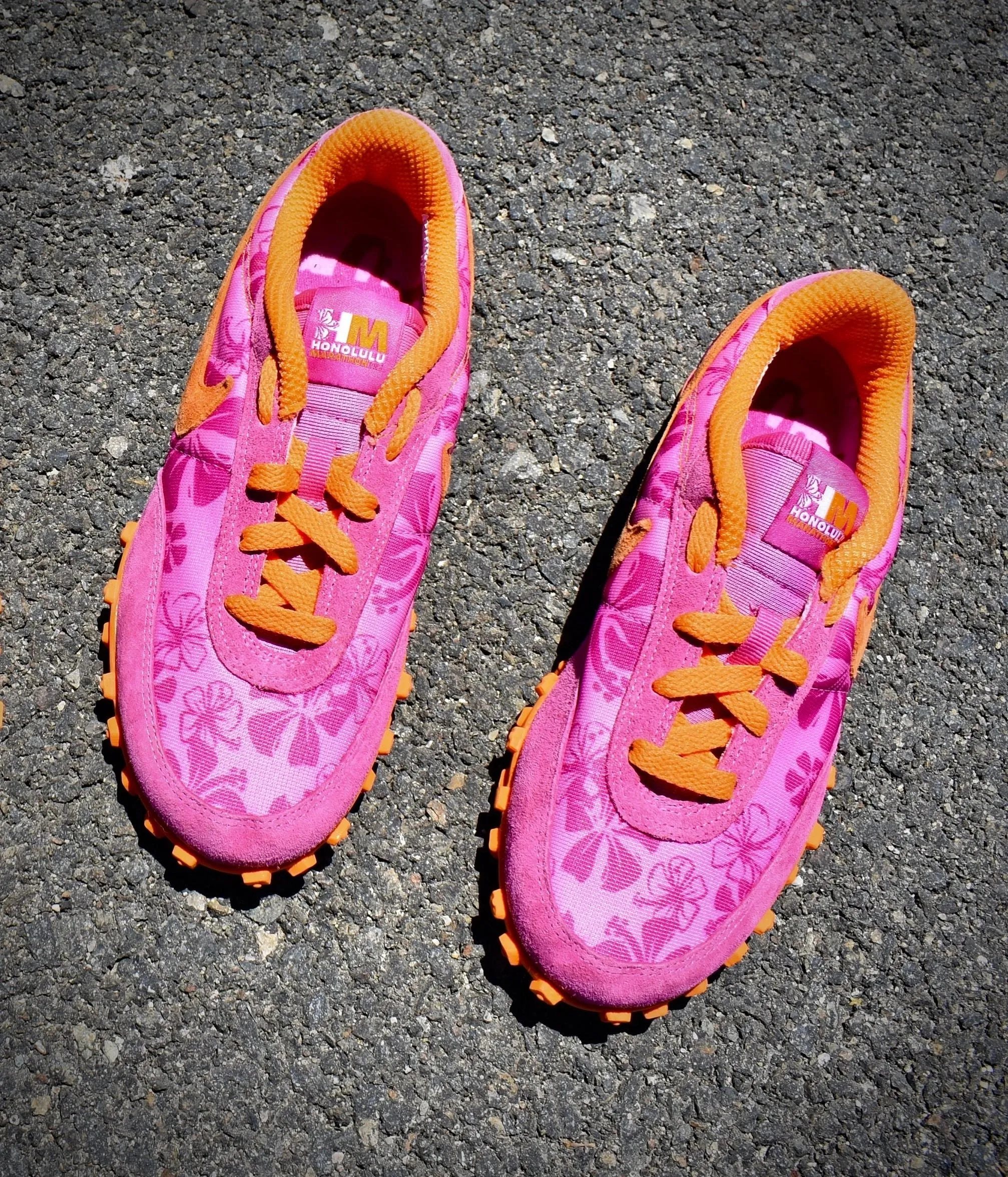 Sneakers On Wheels Nike Waffle Runner 2005 Honolulu Marathon Sample Size 6