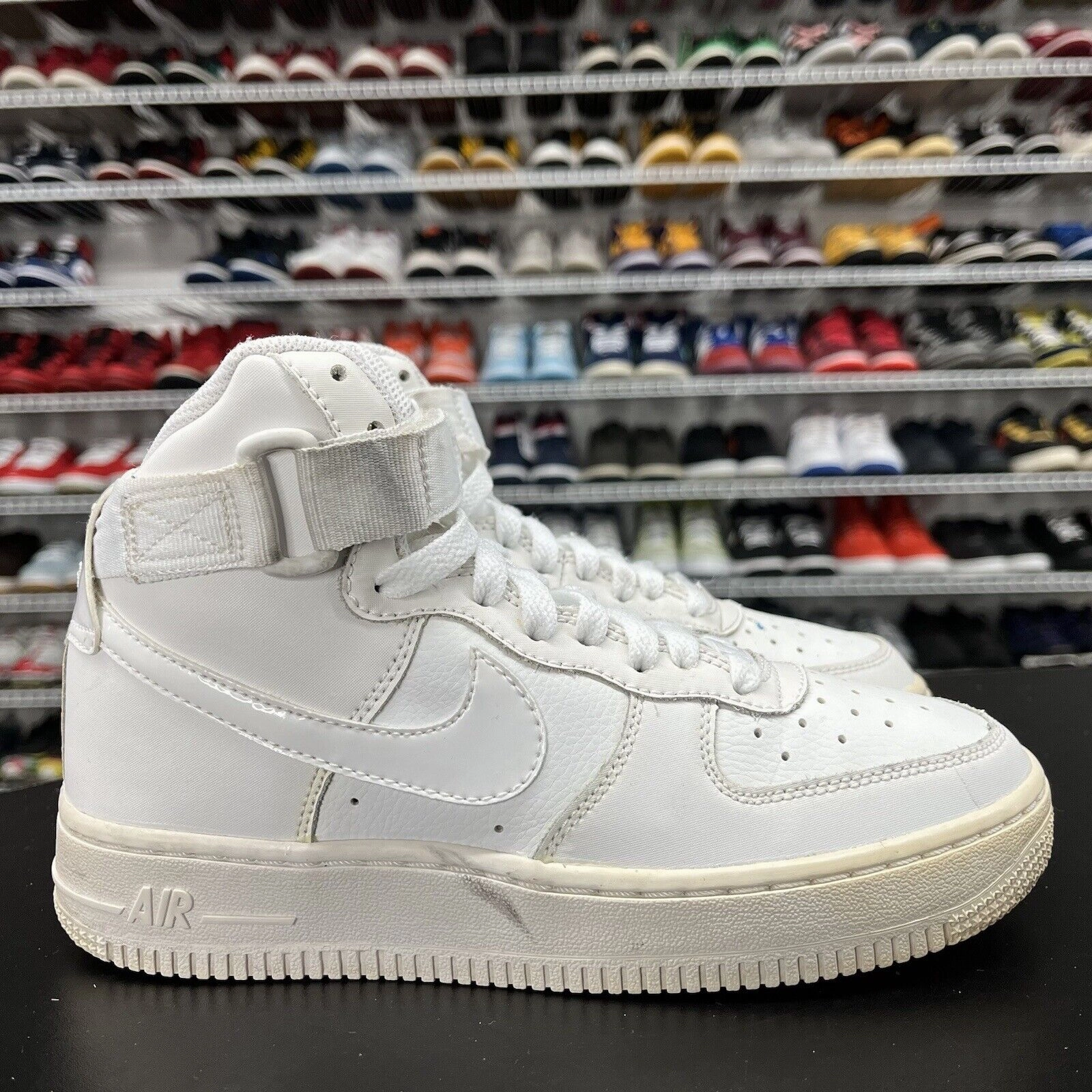 Nike Air Force 1 07 High Triple White GS Shoes 653998-100 Youth Size 4.5Y Nike Shoes With Chip