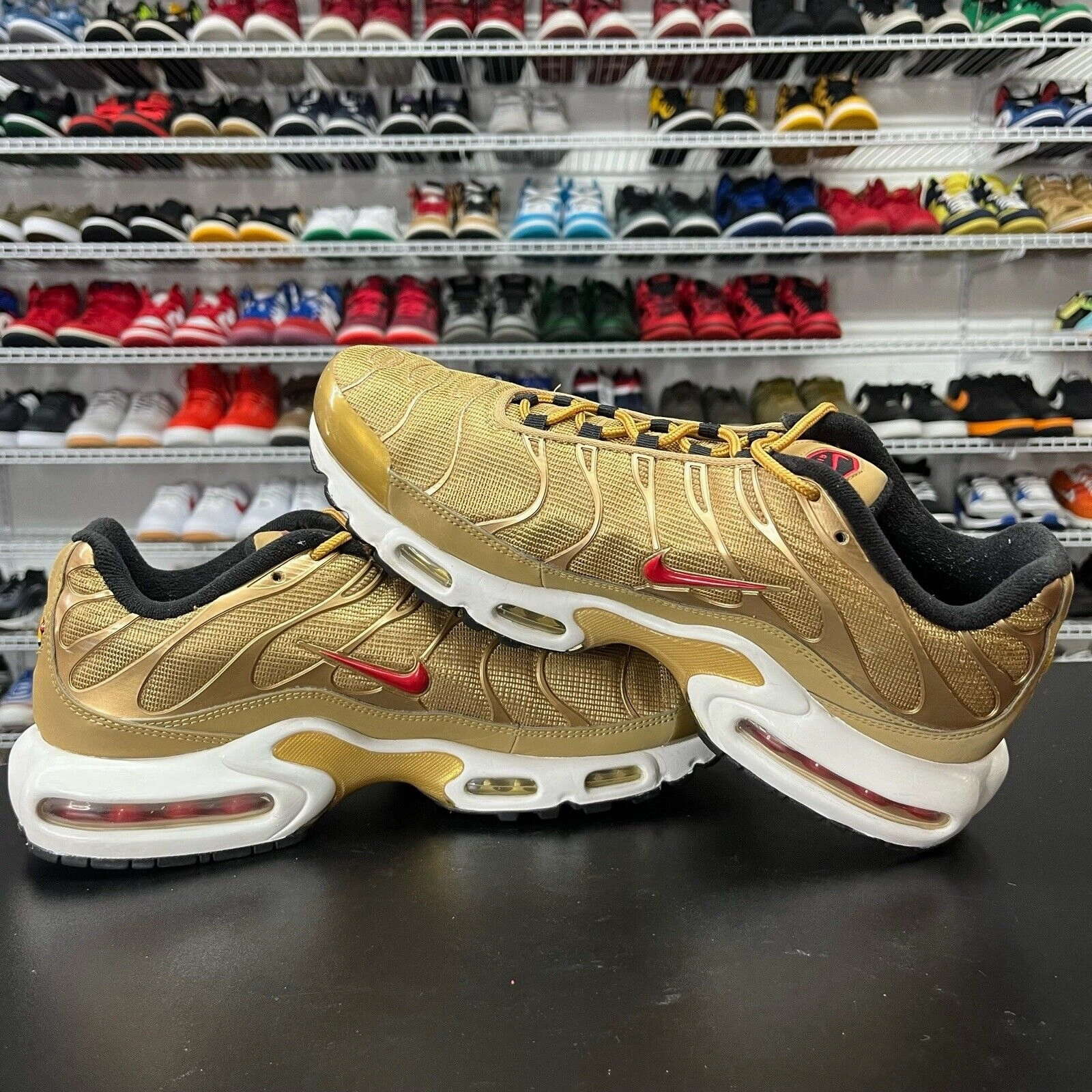 Shoe Cleaning Kit Nike Nike Air Max Plus TN 1 Tuned Air Metallic Gold/Red 903827-700 Men's Size 10