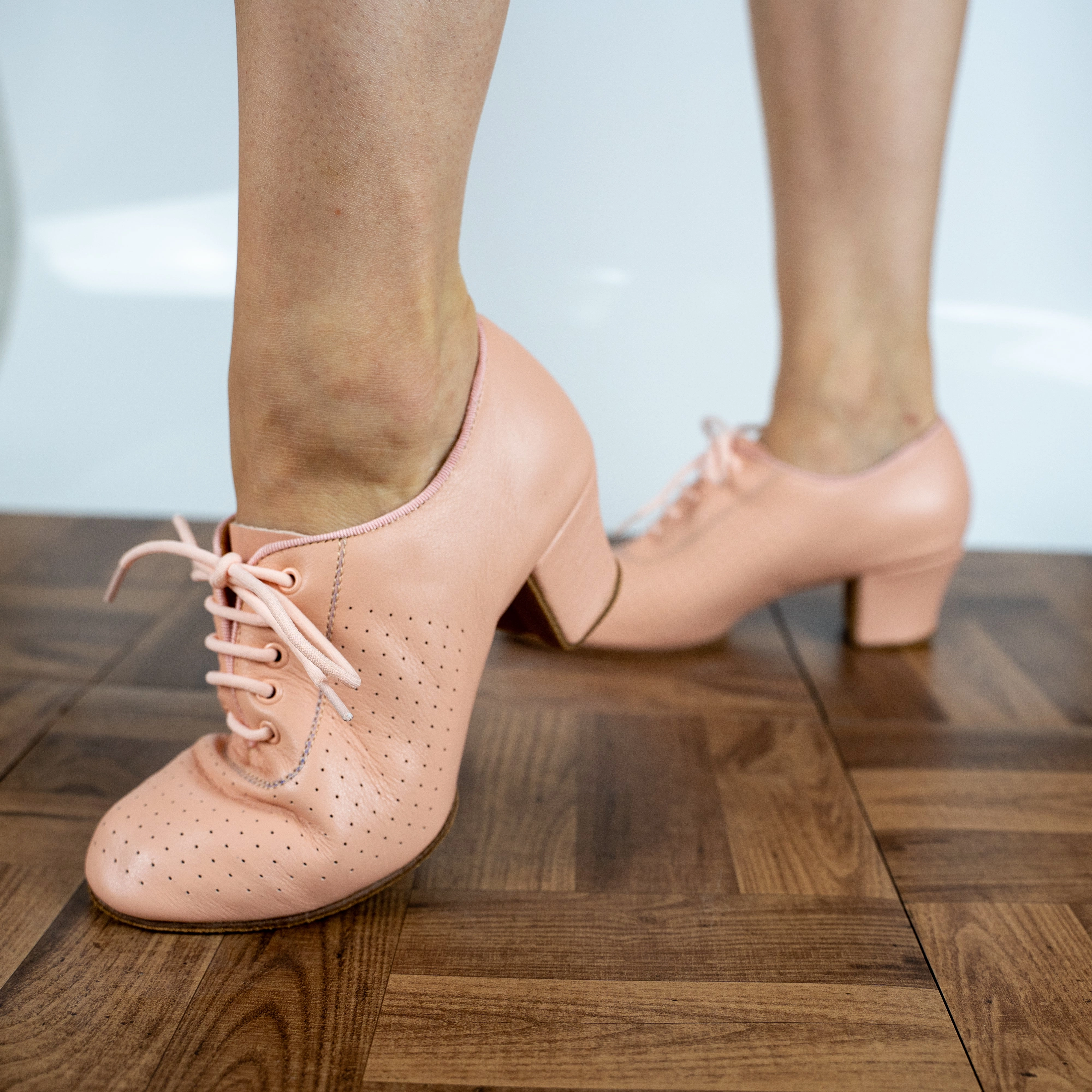 Nina Pink Cuban Heel Leather Dance Practice Shoes with Suede Sole High Heels And Thongs