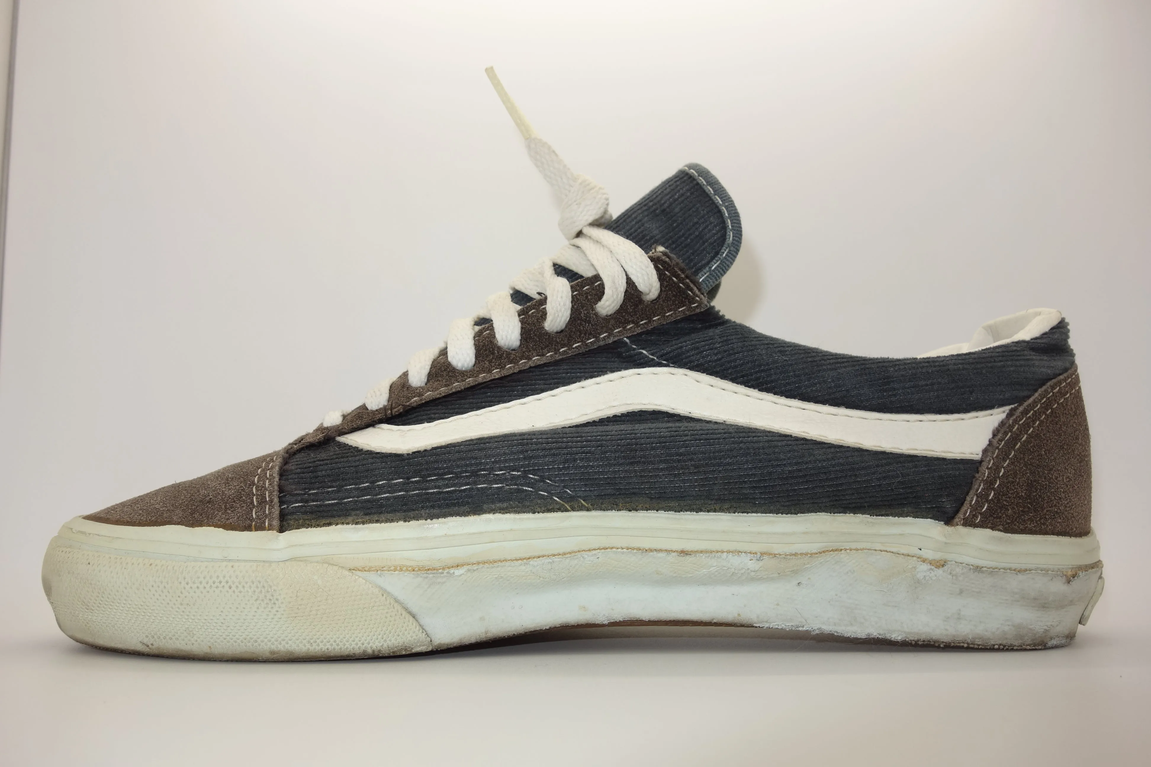 vintage van's style #36 ~ US9 Best Skate Shoes Ever