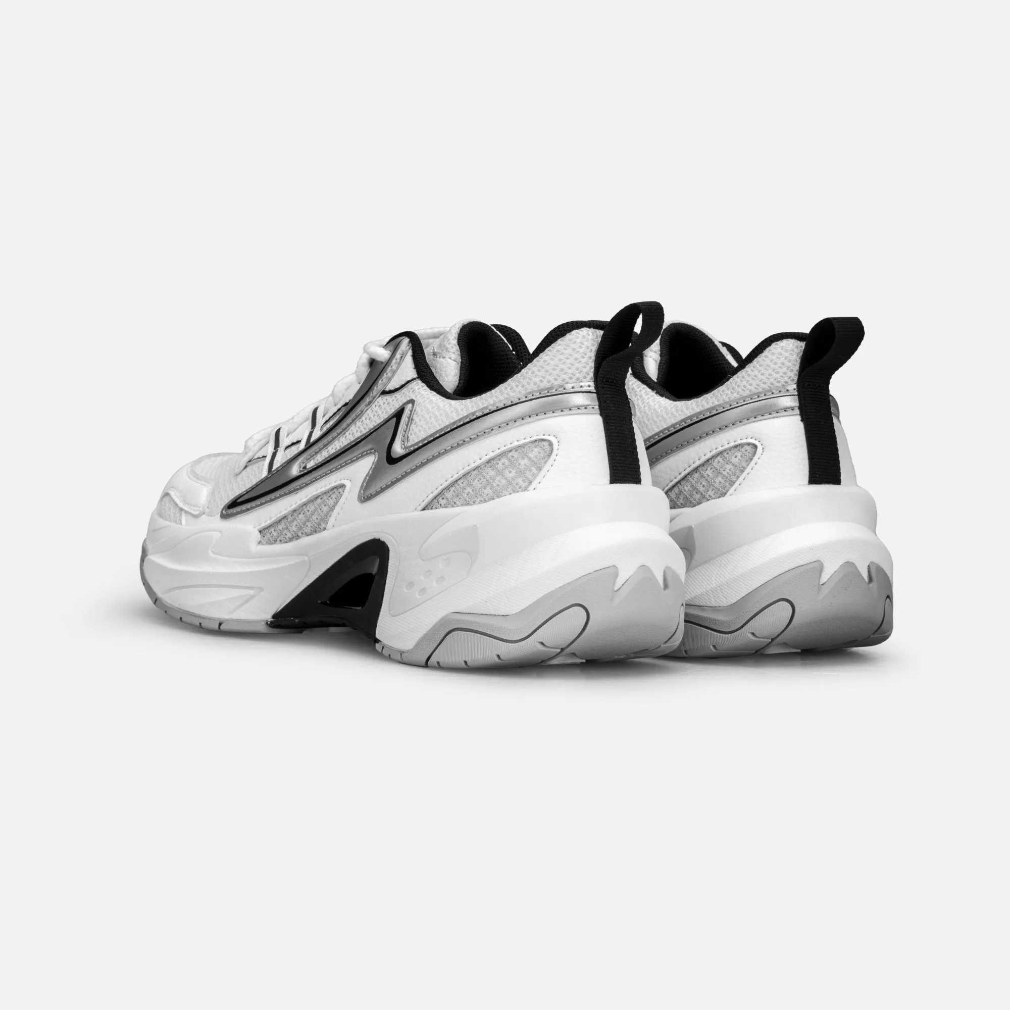 Oxfords Casual Dining LIV