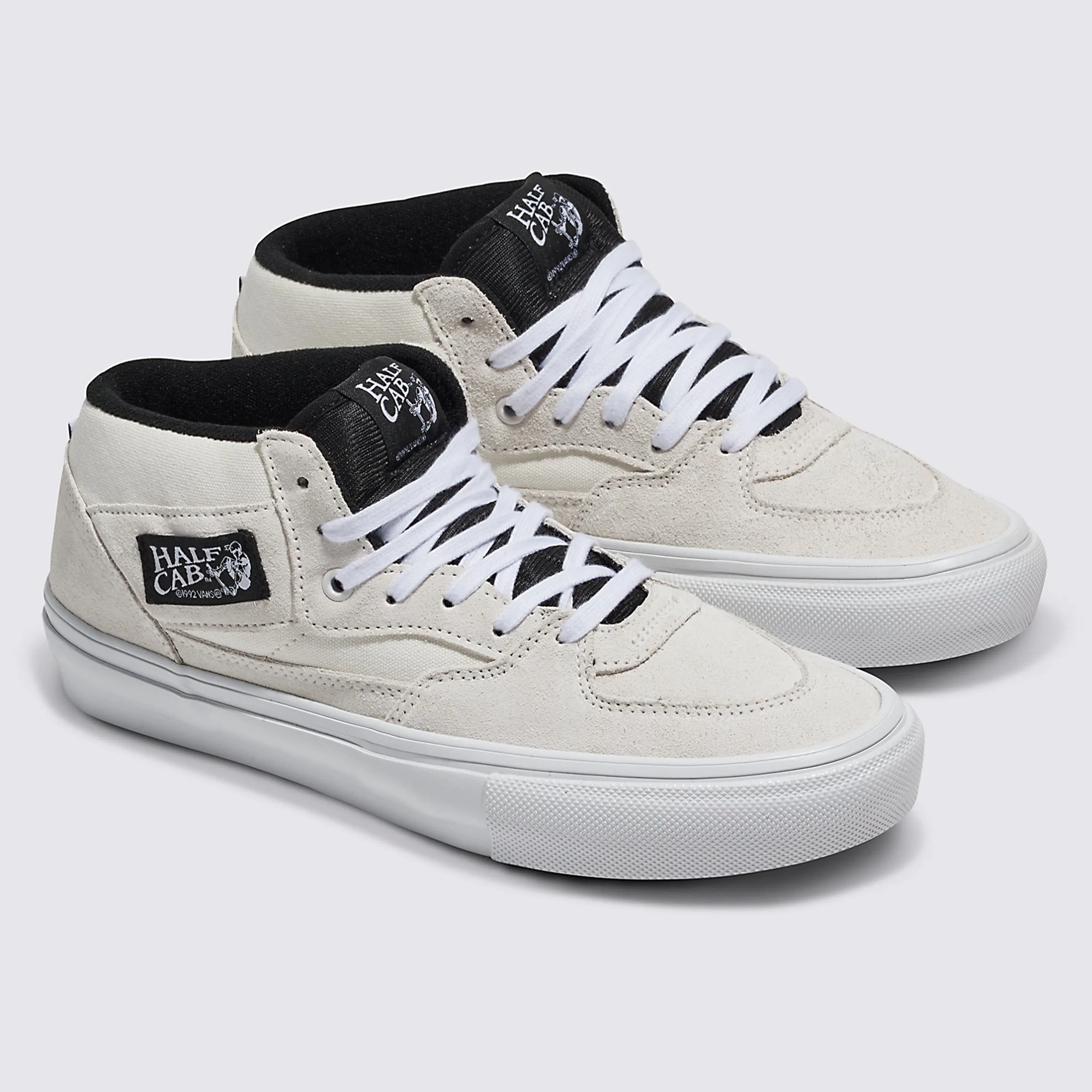 VANS SKATE HALF CAB WHITE / BLACK Slip On Skate Shoes With Toe Cap