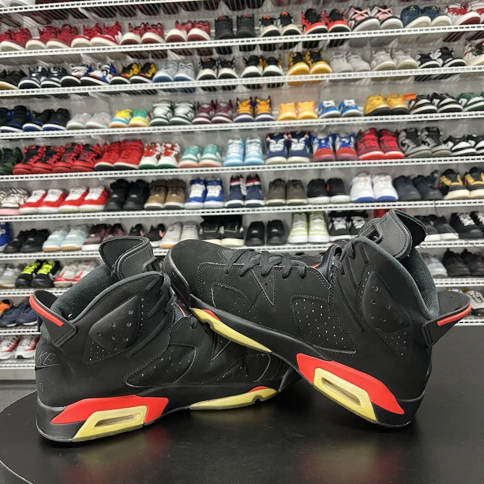 Sneakers 7.5 Nike Air Jordan 6 Retro Black Infrared 384664-060 Men's Size 11.5