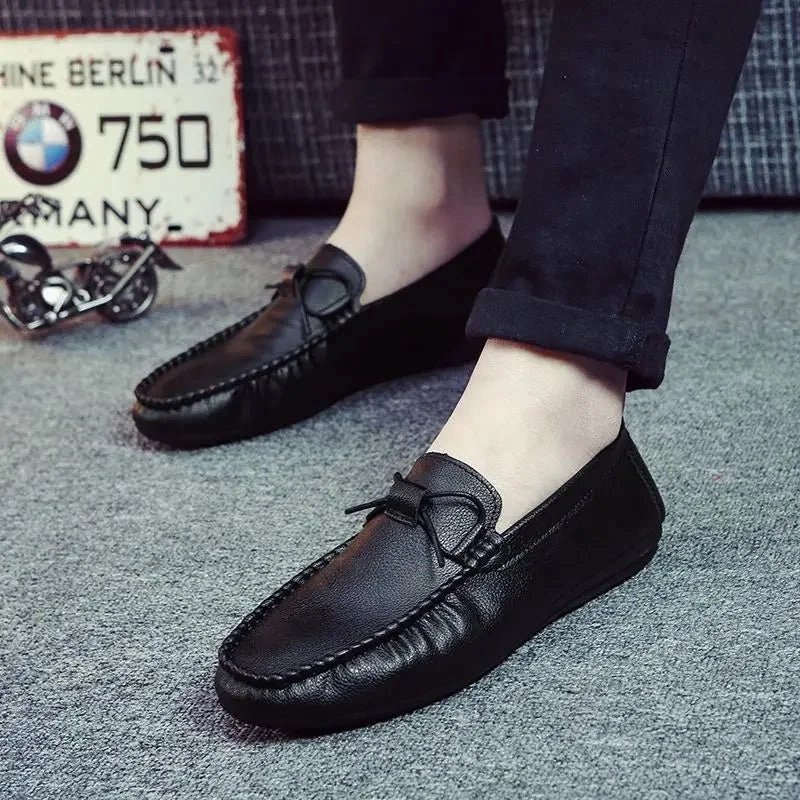 Round Toe Man Casual Shoe Flat Leather Shoes for Men Non Slip and Waterproof In Promotion Luxury Sale Elegant Social 2024 Trend Leather Shoes Slip On Loafers