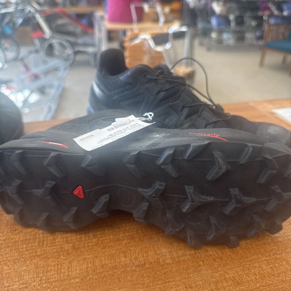 Salomon - Men's Speedcross 6 GTX Trail Running Shoes - MSRP $210: Black-men-M7 Hiking Boots Under $100