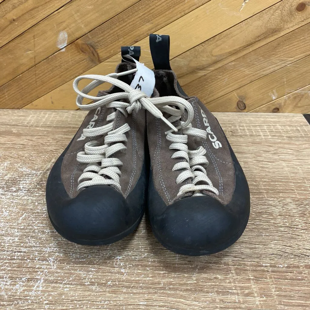 Scarpa- Climbing shoe- MSRP $150: Brown -unisex-5 Leather Climbing Shoes