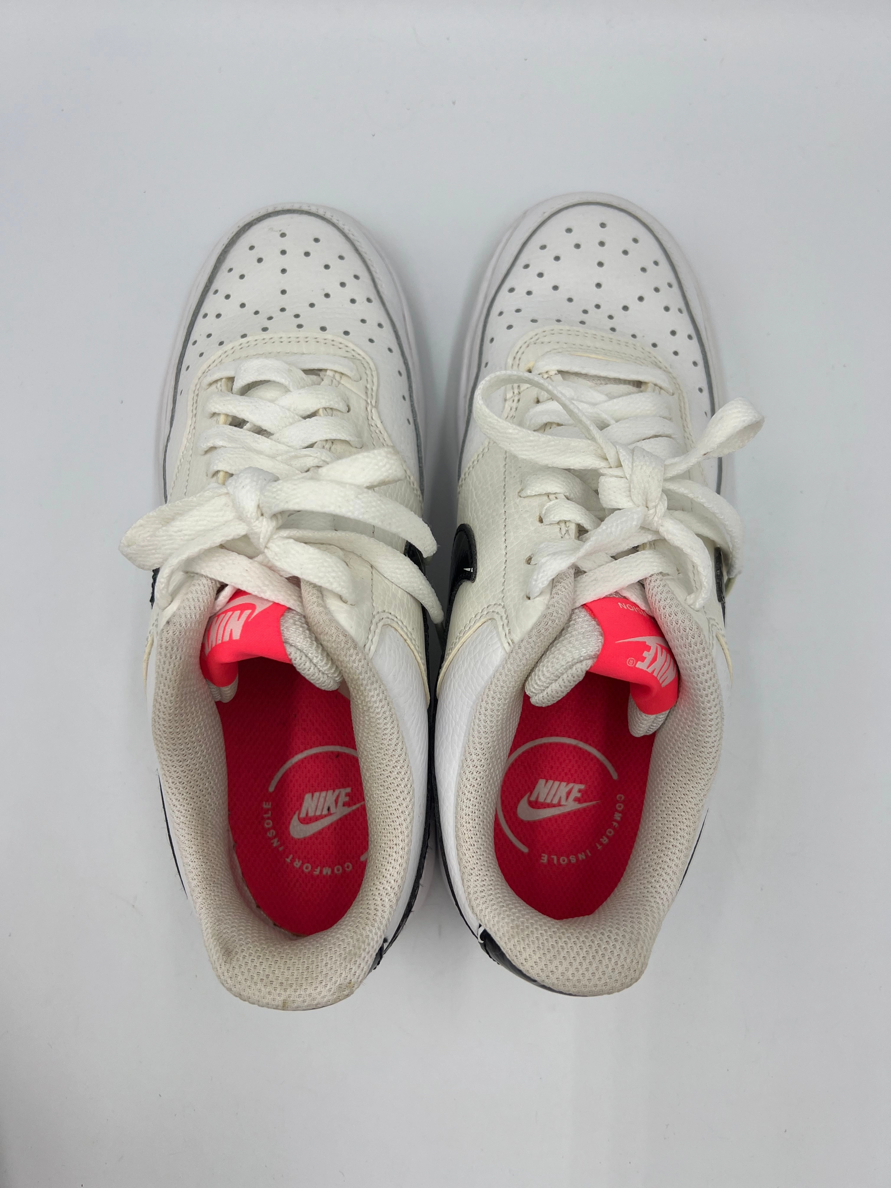 Holographic Nike Shoes Shoes Athletic By Nike In White, Size: 7.5