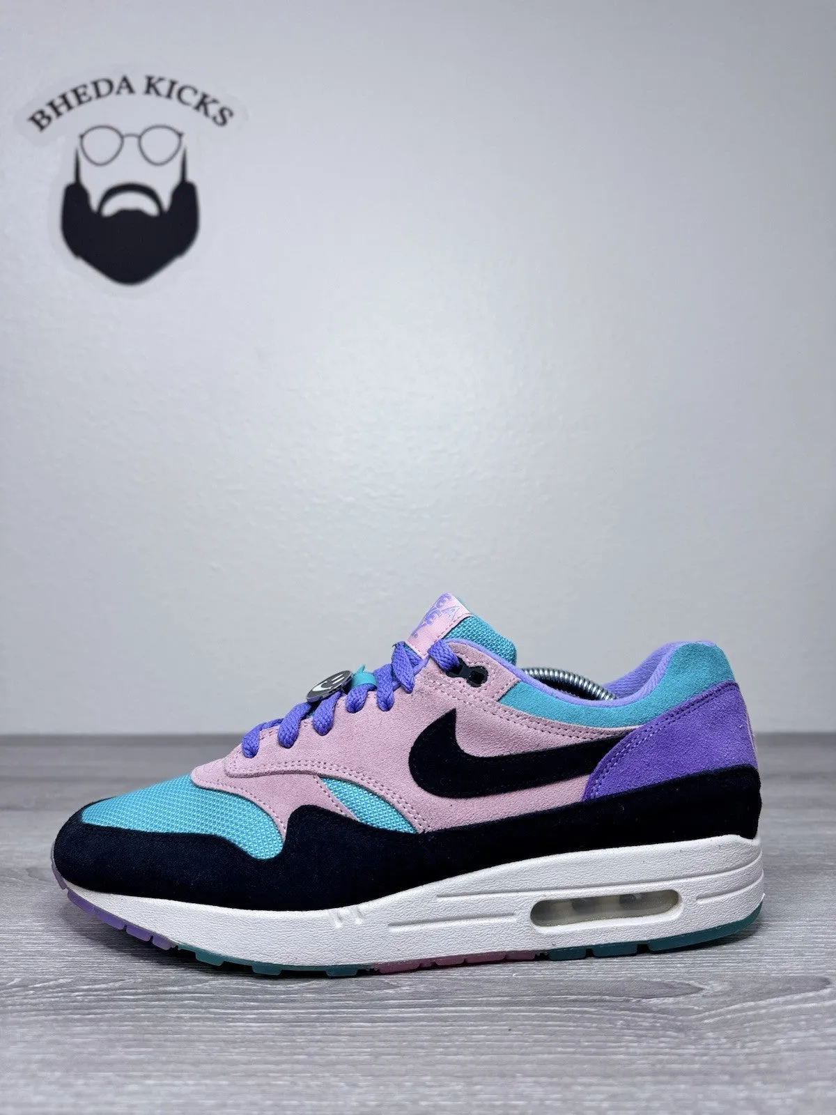 Size 10.5 - Nike Air Max 1 Have A Nike Day BQ8929-500 Men Preowned Authentic Suavs Sneakers