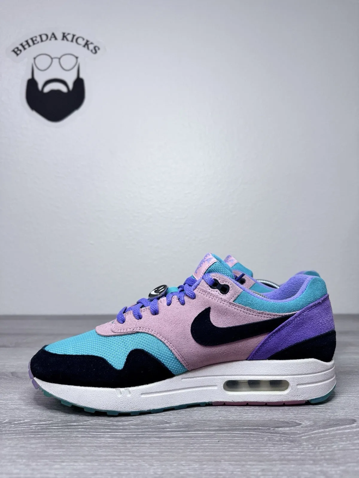 Size 10.5 - Nike Air Max 1 Have A Nike Day BQ8929-500 Men Preowned Authentic Best Sneakers For Skateboarding