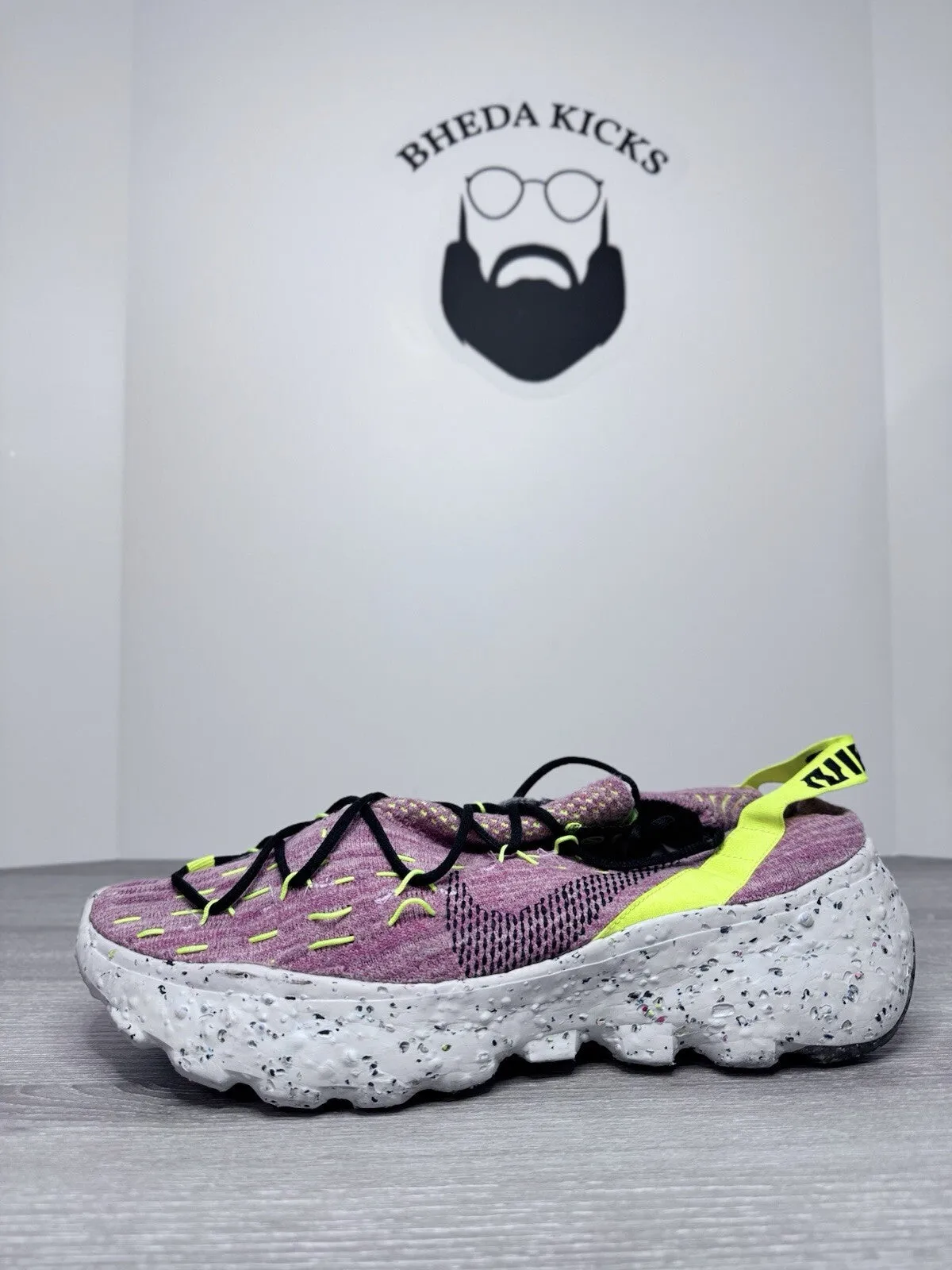 Lebron Sneakers Youth Size 13W / 11.5 Men - Nike Space Hippie 04 Light Arctic Pink 2020 CD3476-700