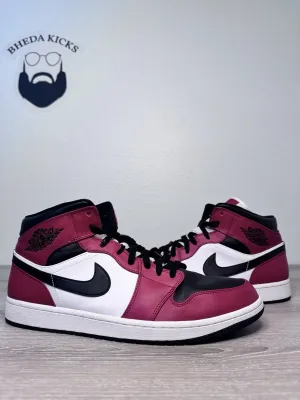 Size 15 - Jordan 1 Mid Chicago Red White Black Men 554724-069 Preowned Authentic Weightlifting Sneakers