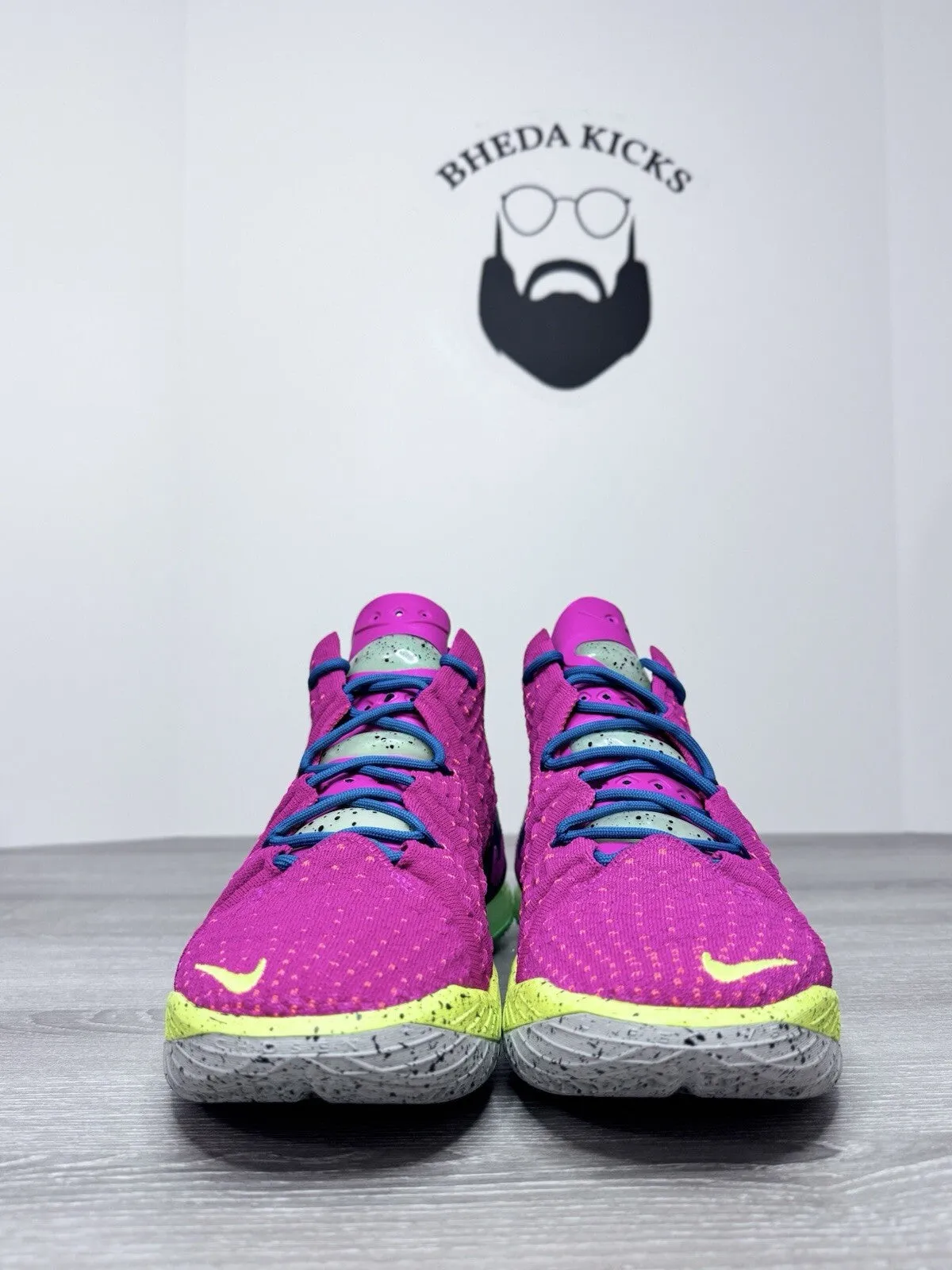 Sneakers Cloud Size 9 - Nike Lebron DB8148-600 XVIII 18 LA Los Angeles by Night Men Preowned