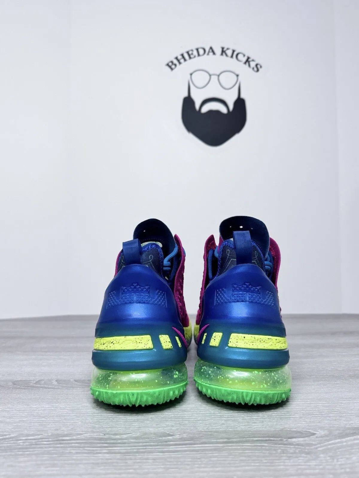 Sneakers Like Sambas Size 9 - Nike Lebron DB8148-600 XVIII 18 LA Los Angeles by Night Men Preowned