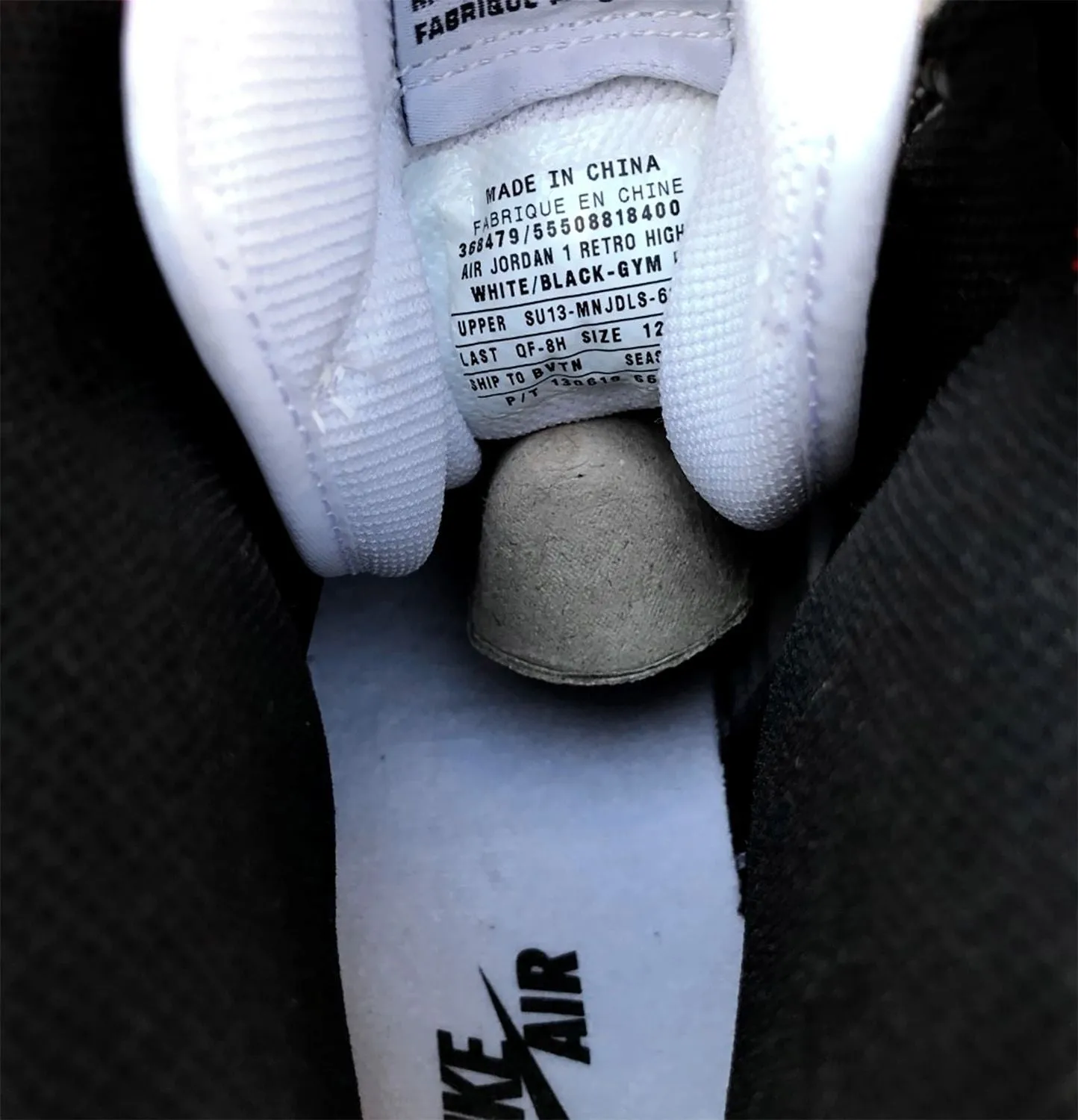 Urban Outfitters Sneakers Nike Air Jordan 1 Black Toe 2013 SAMPLE New w/ Box Size 12