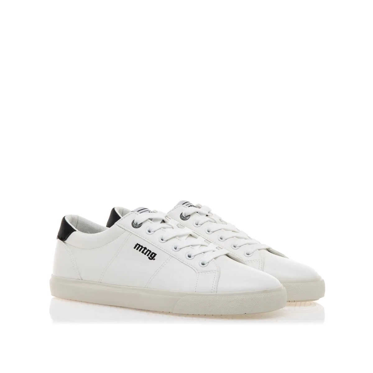 Mens Casual Trainers Mustang Usain White Sunny Black 84732 C56258 White Casual Shoes In Narrow Widths