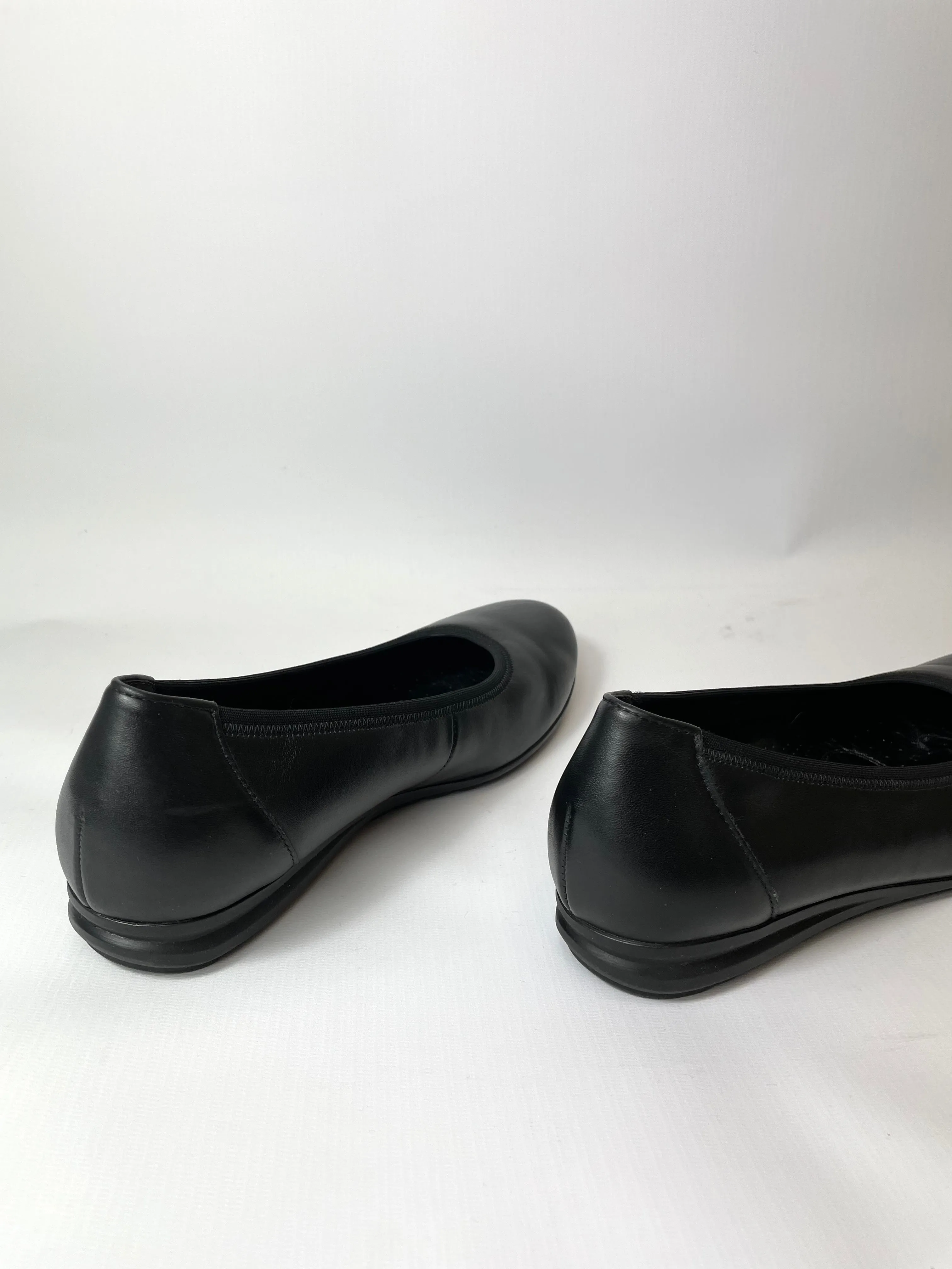Good Shoes For Wide Flat Feet Gabor Flat Leather Slip-On Womens Shoes Black