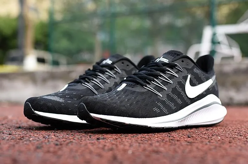 Nike Air Zoom Vomero Men Shoes Deion Sanders Sneakers