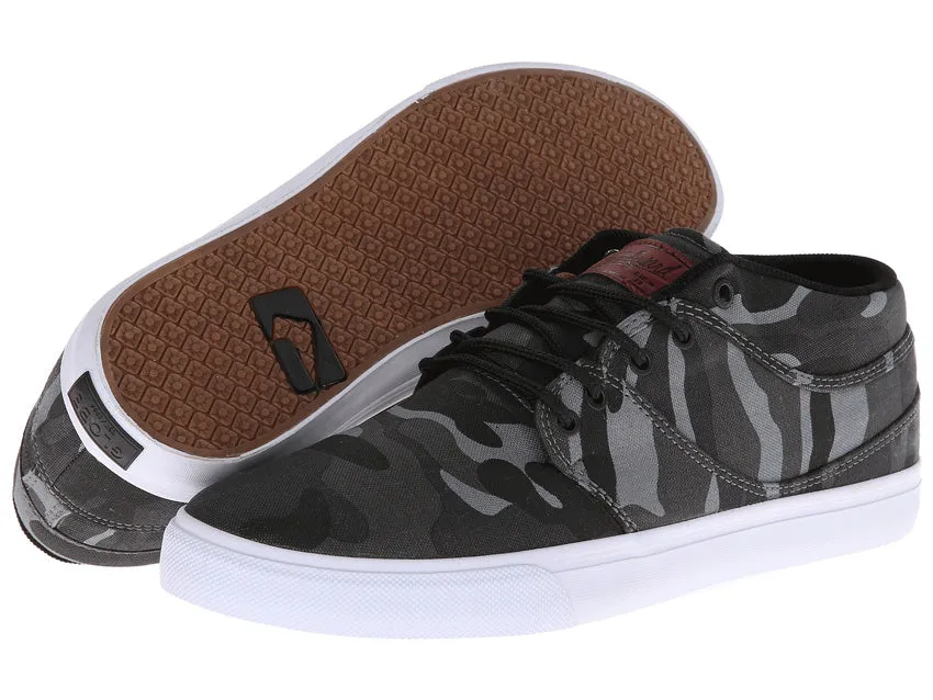 Globe Shoes Mahalo Mid Black Tonal Camo Andy Skate