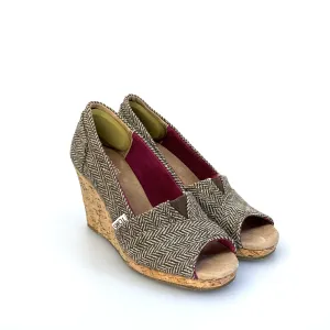 Casual Shoes Leisure Size Toms | Womens Herringbone Wedge Cork Heel Shoes | Color: Brown/White | Size: 5 | Pre-Owned