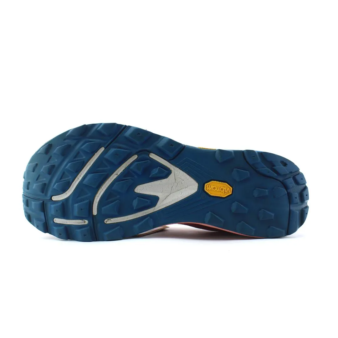 TOPO ATHLETIC MTN RACER 2 Stuart Weitzman Oxford