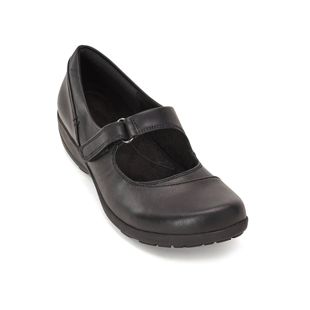 Triton Flat Shoes Putih